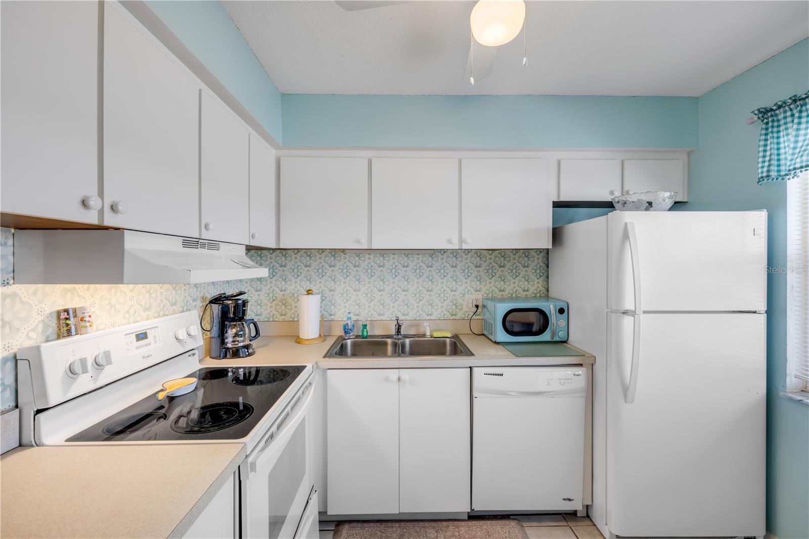 Image 8 of 37 For 525 Atlantic Avenue 39