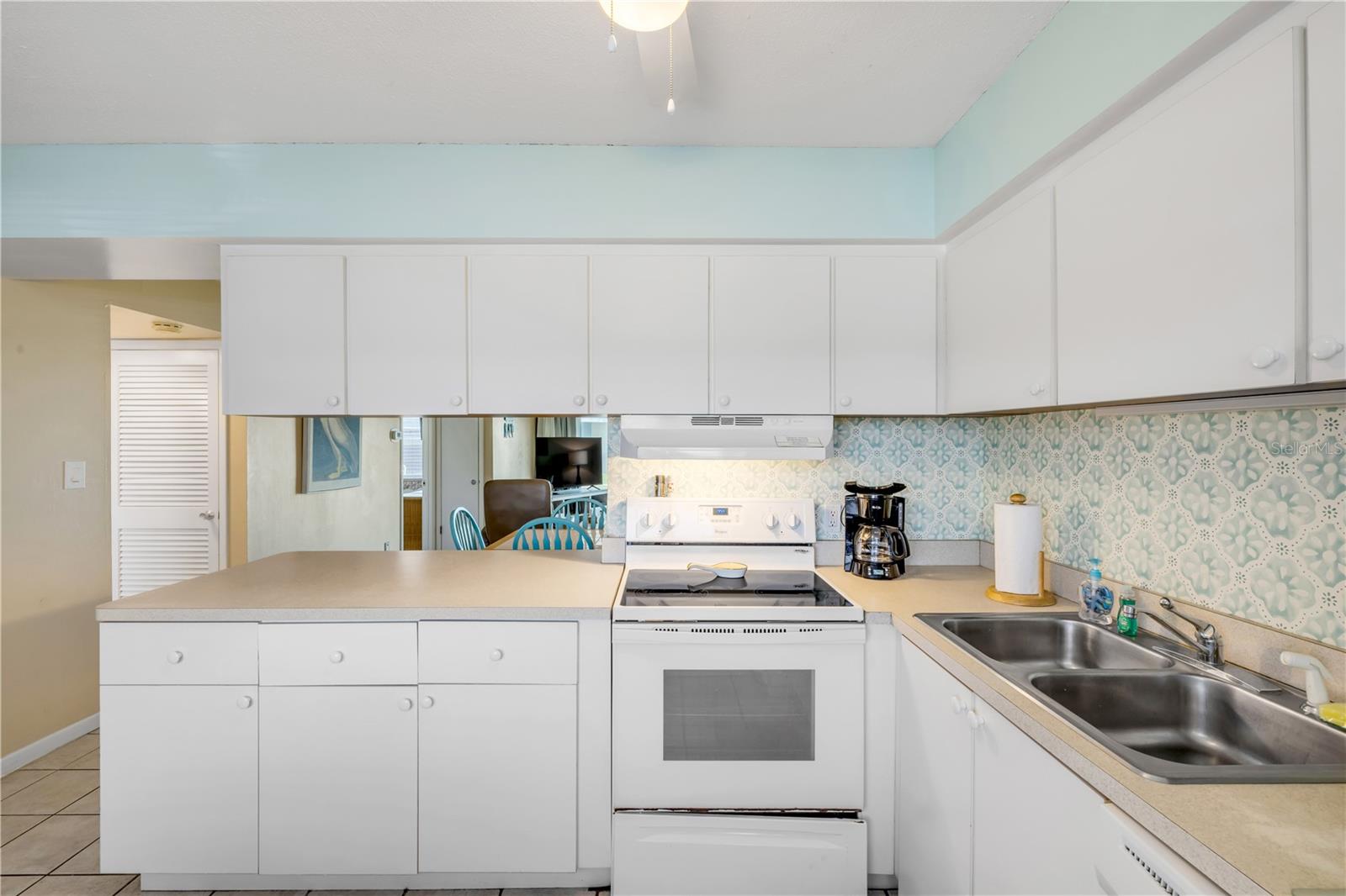 Image 9 of 37 For 525 Atlantic Avenue 39