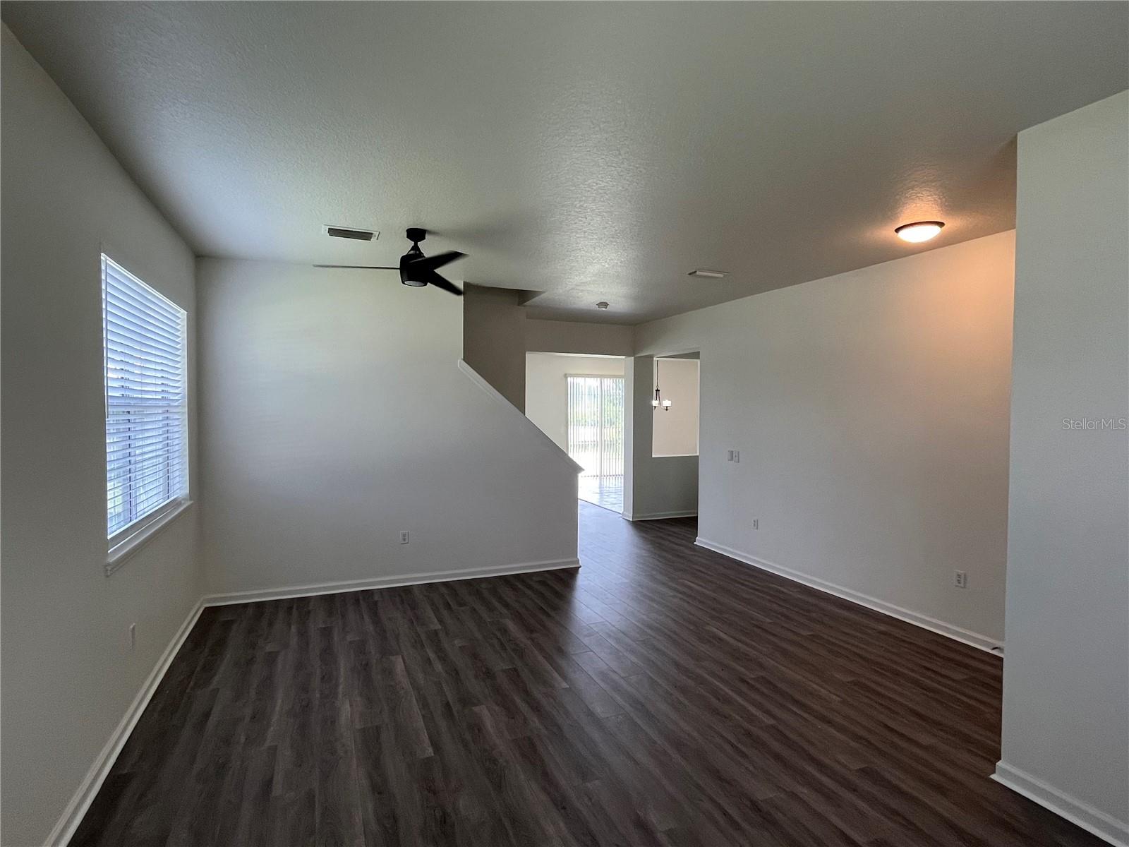 Image 17 of 41 For 101 Hagge Drive