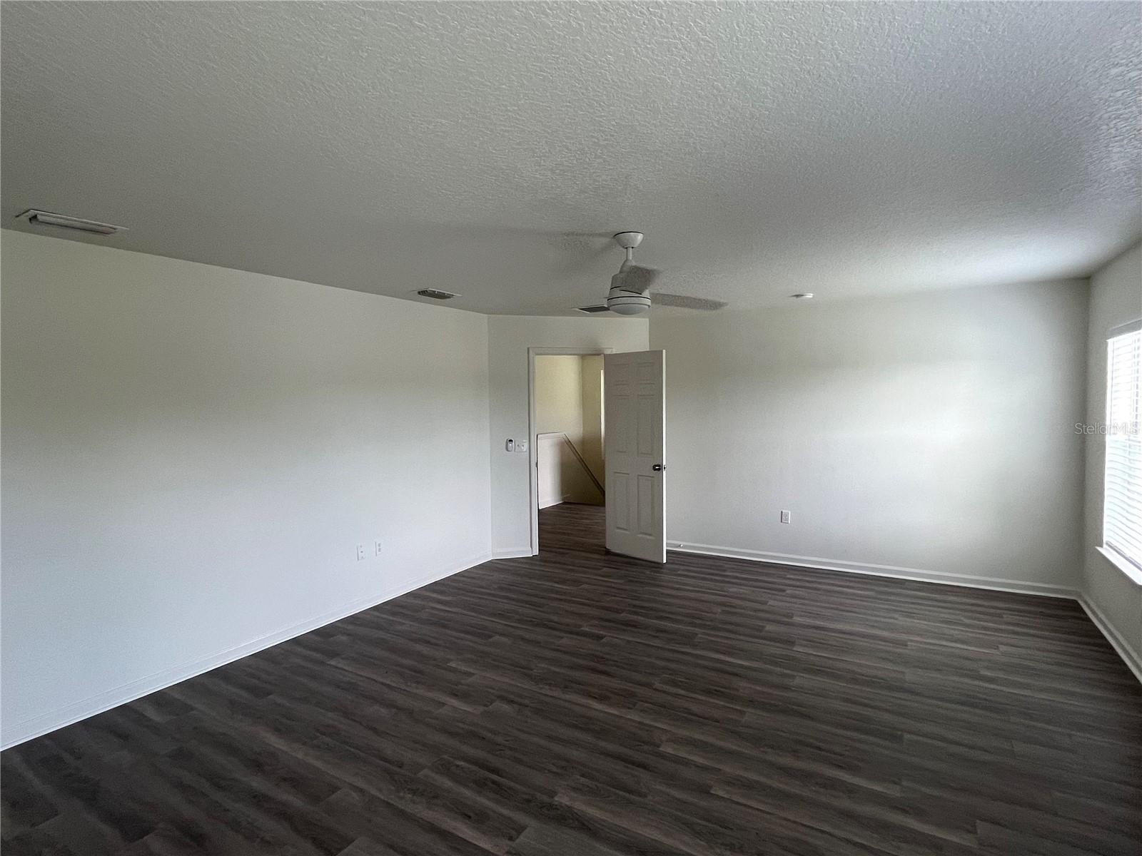 Image 23 of 41 For 101 Hagge Drive