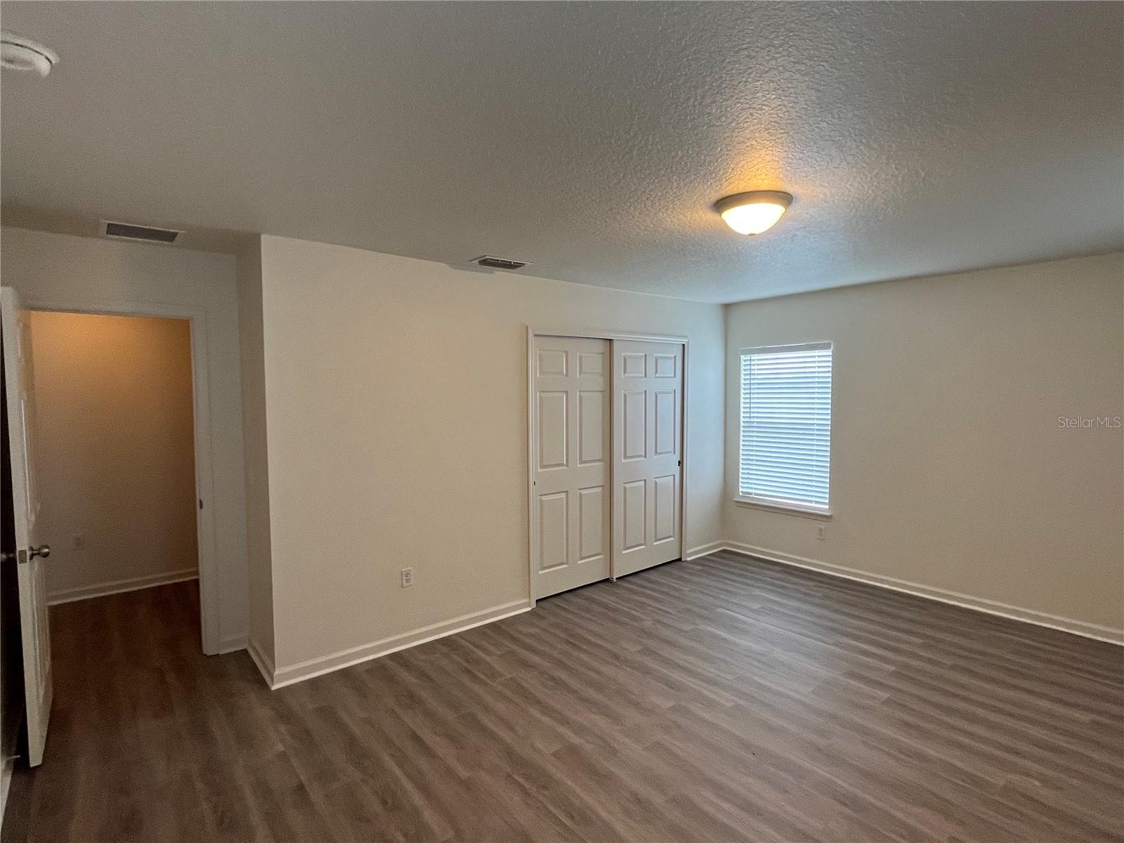 Image 31 of 41 For 101 Hagge Drive