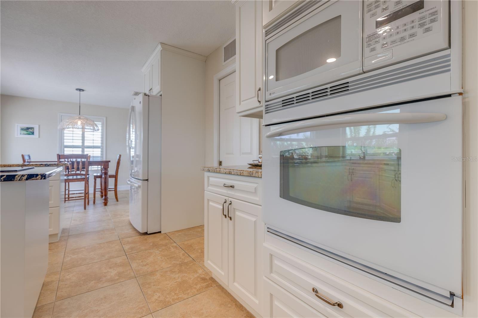 Image 50 of 71 For 334 7th Avenue N