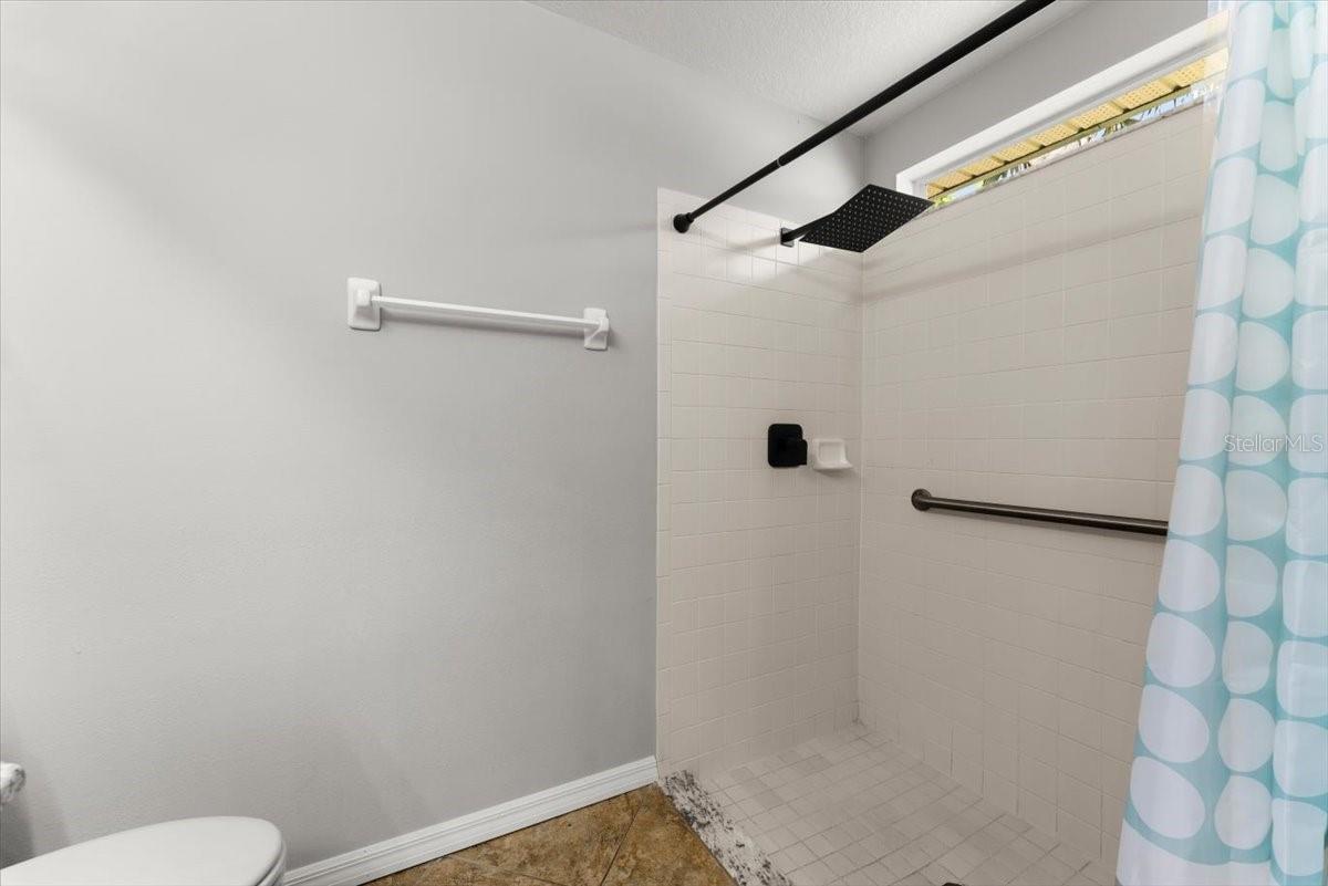 Image 19 of 39 For 2325 Lime Tree Drive