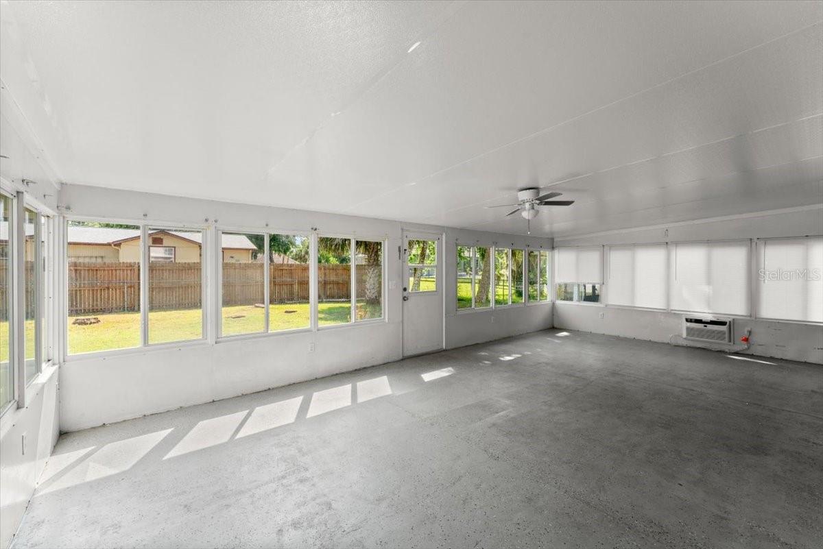 Image 31 of 39 For 2325 Lime Tree Drive