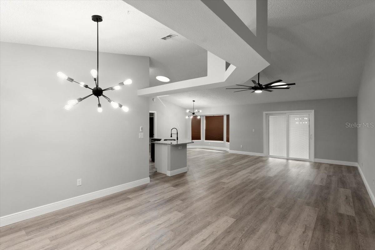 Image 4 of 39 For 2325 Lime Tree Drive