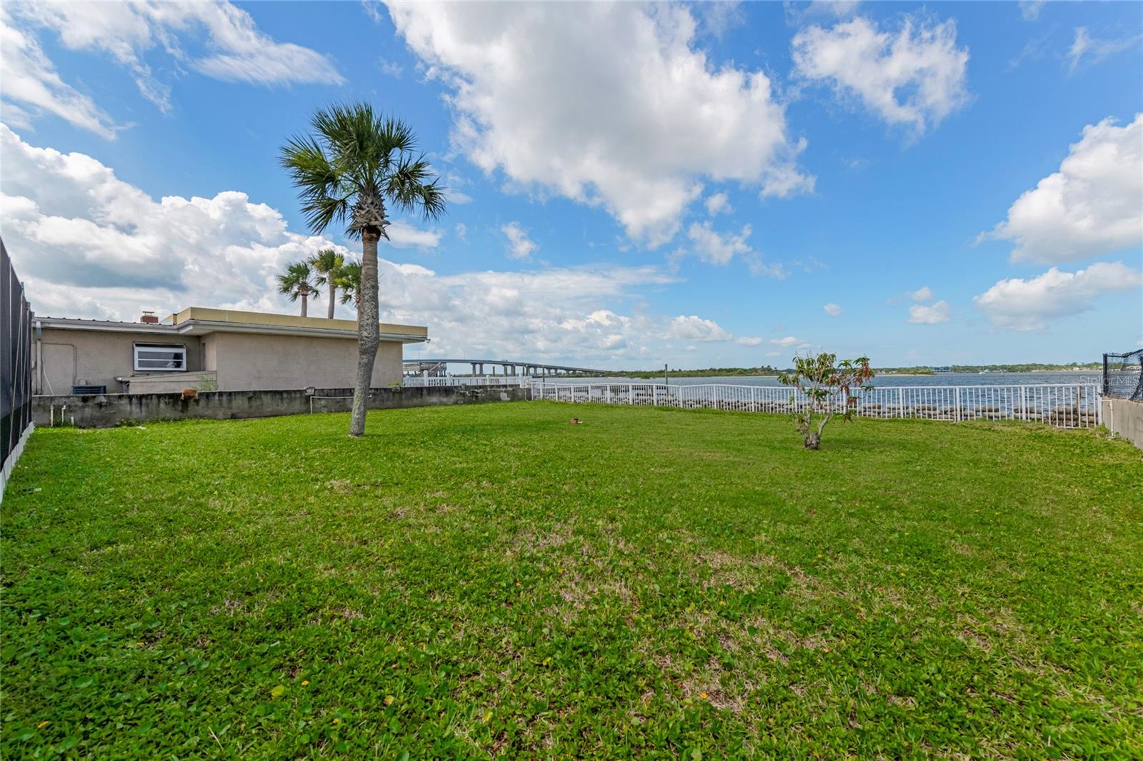 Image 40 of 56 For 3326 Peninsula Drive