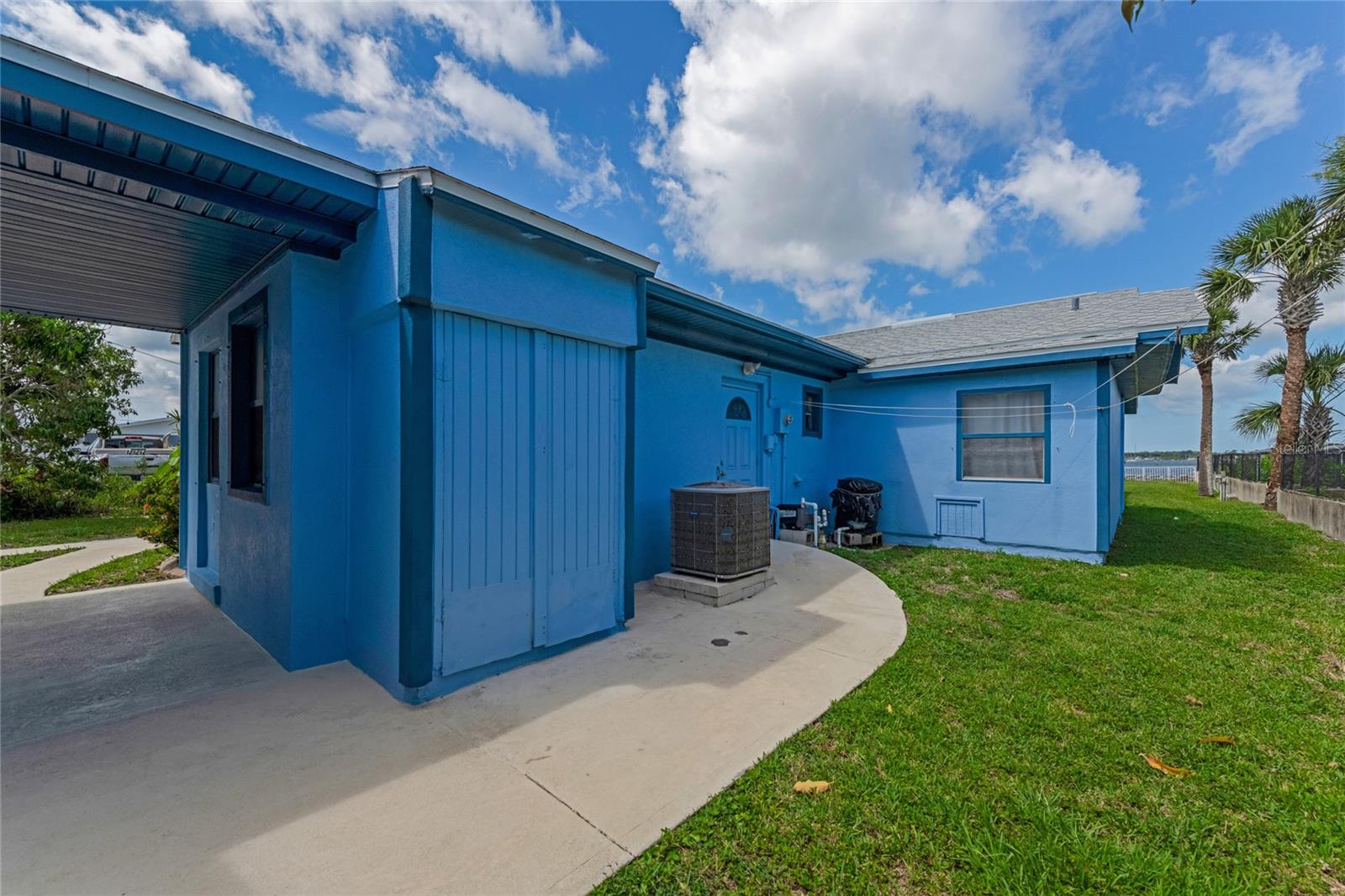 Image 6 of 56 For 3326 Peninsula Drive