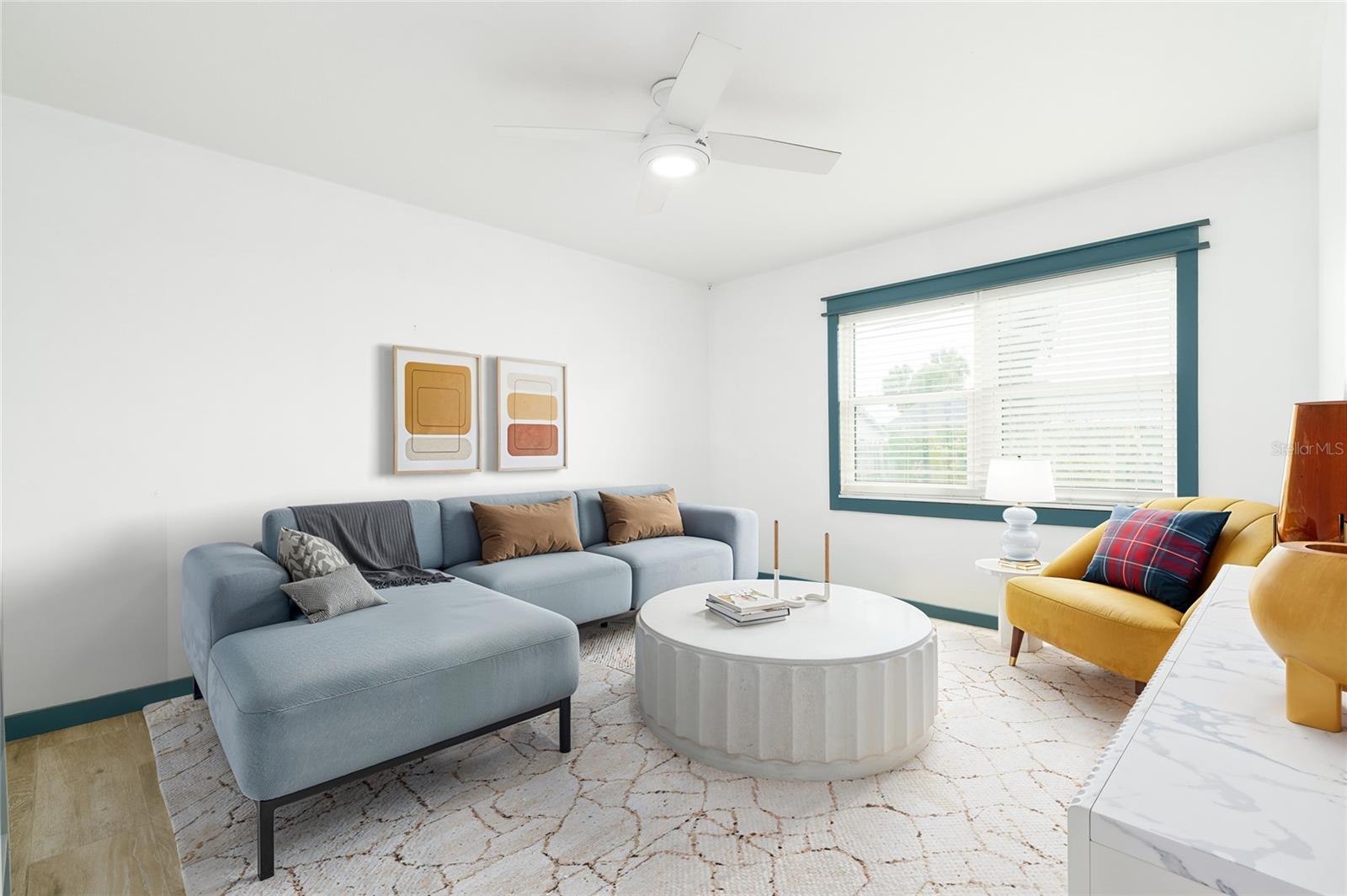 Listing photo id 10 for 25 Dolphin Avenue