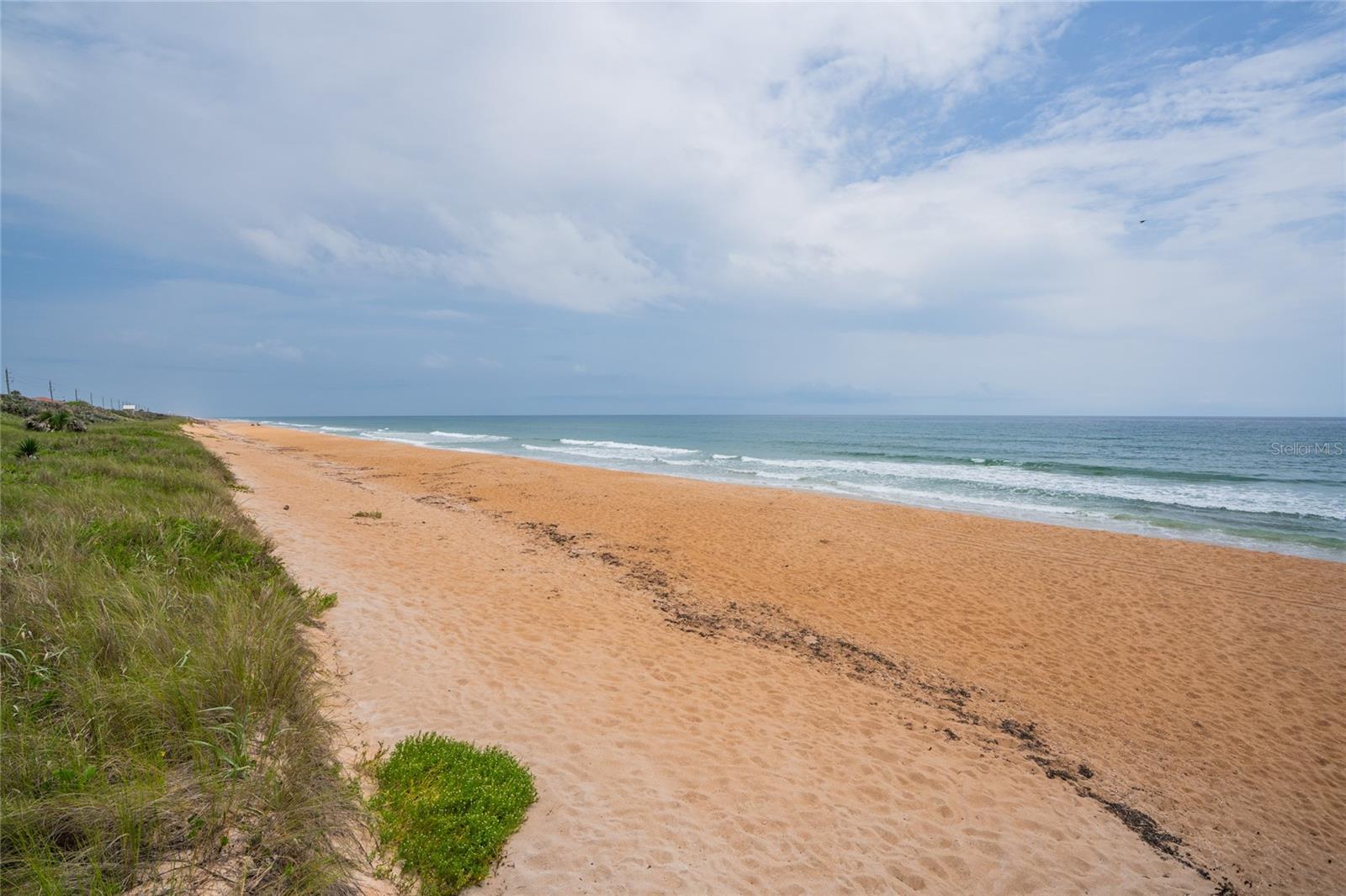 Listing photo id 27 for 25 Dolphin Avenue
