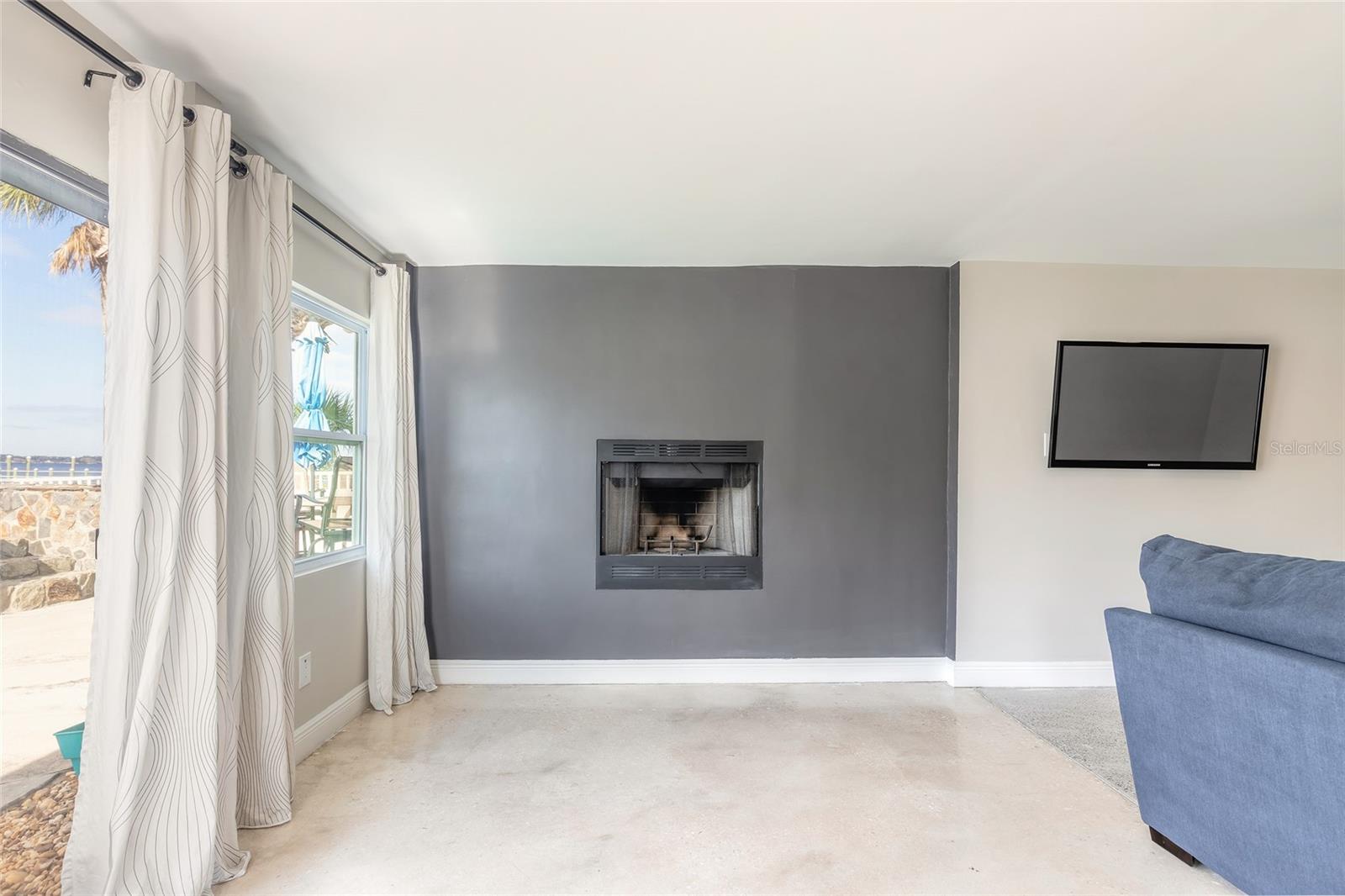 Image 17 of 60 For 2900 Peninsula Drive