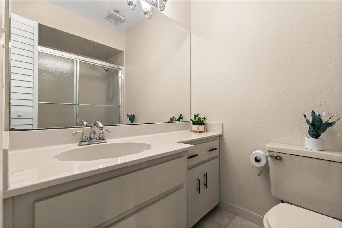 Image 11 of 46 For 140 Limewood Place C