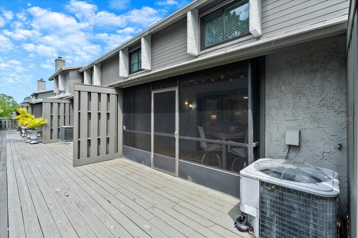 Image 21 of 46 For 140 Limewood Place C