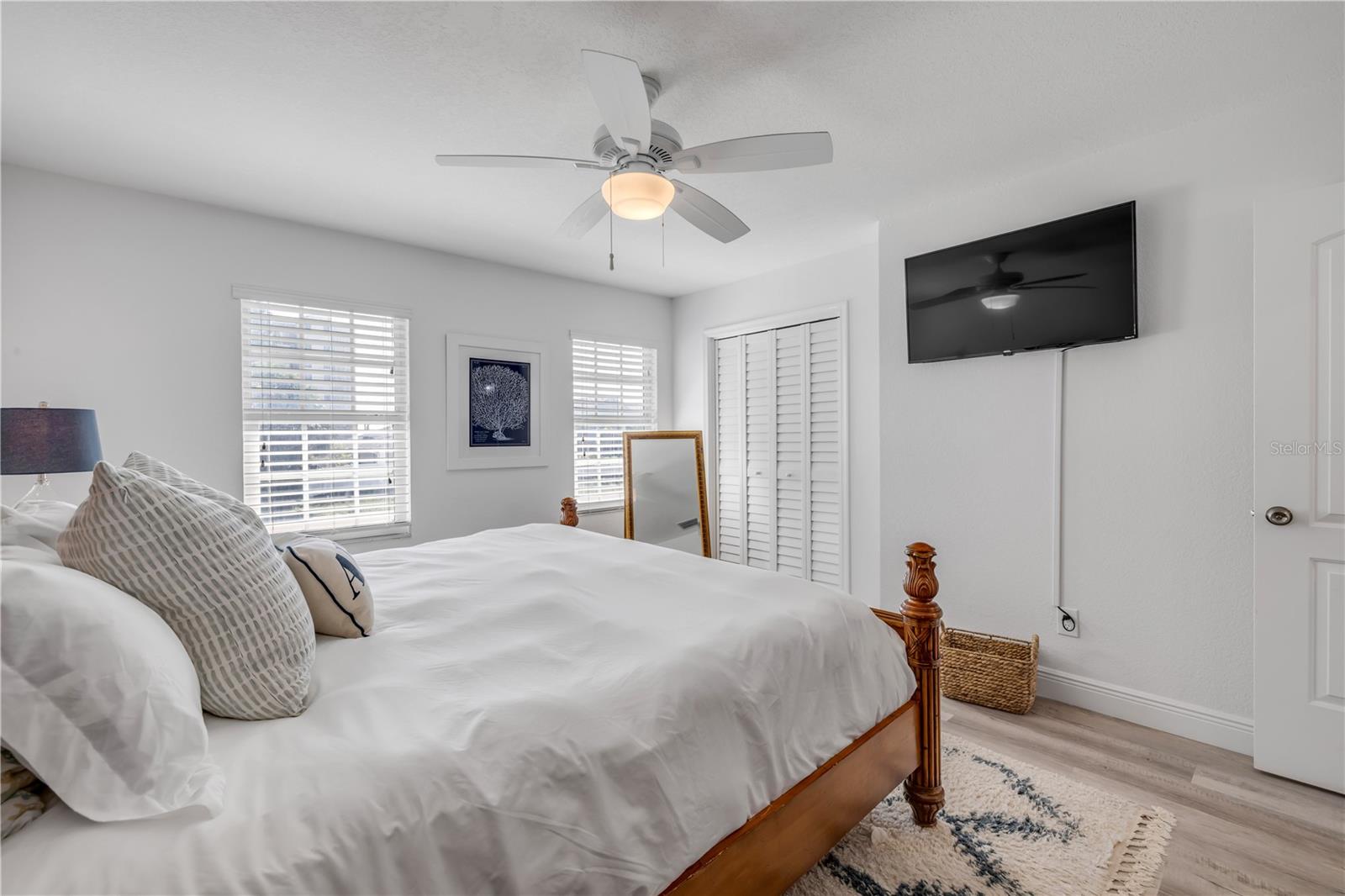 Image 10 of 34 For 2122 Atlantic Avenue 2122