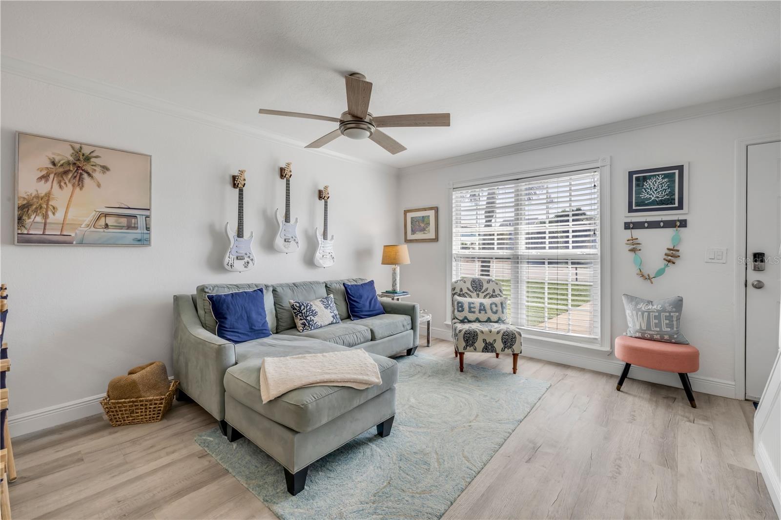 Image 14 of 34 For 2122 Atlantic Avenue 2122