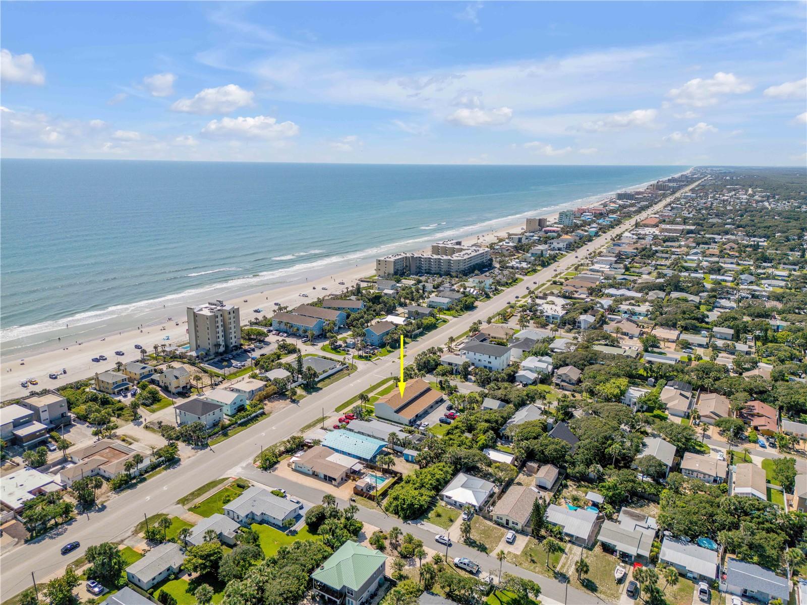 Image 7 of 34 For 2122 Atlantic Avenue 2122