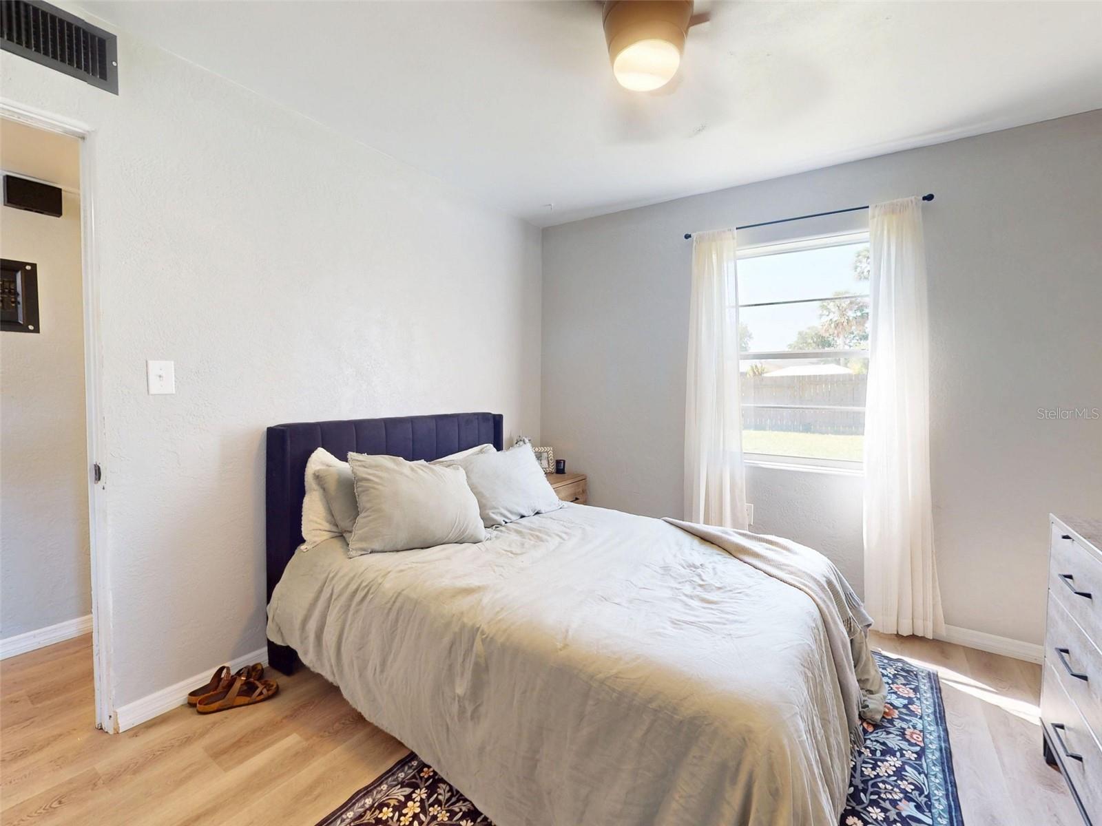 Image 11 of 38 For 903 Conrad Drive