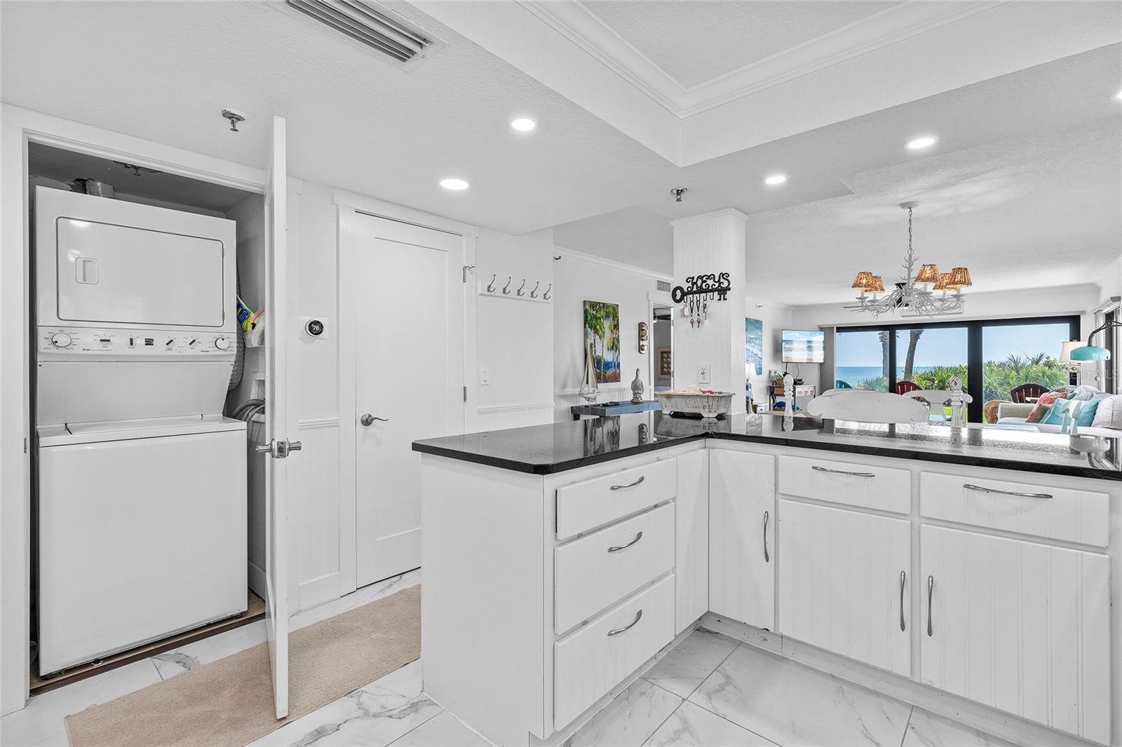 Image 15 of 43 For 5301 Atlantic Avenue 140