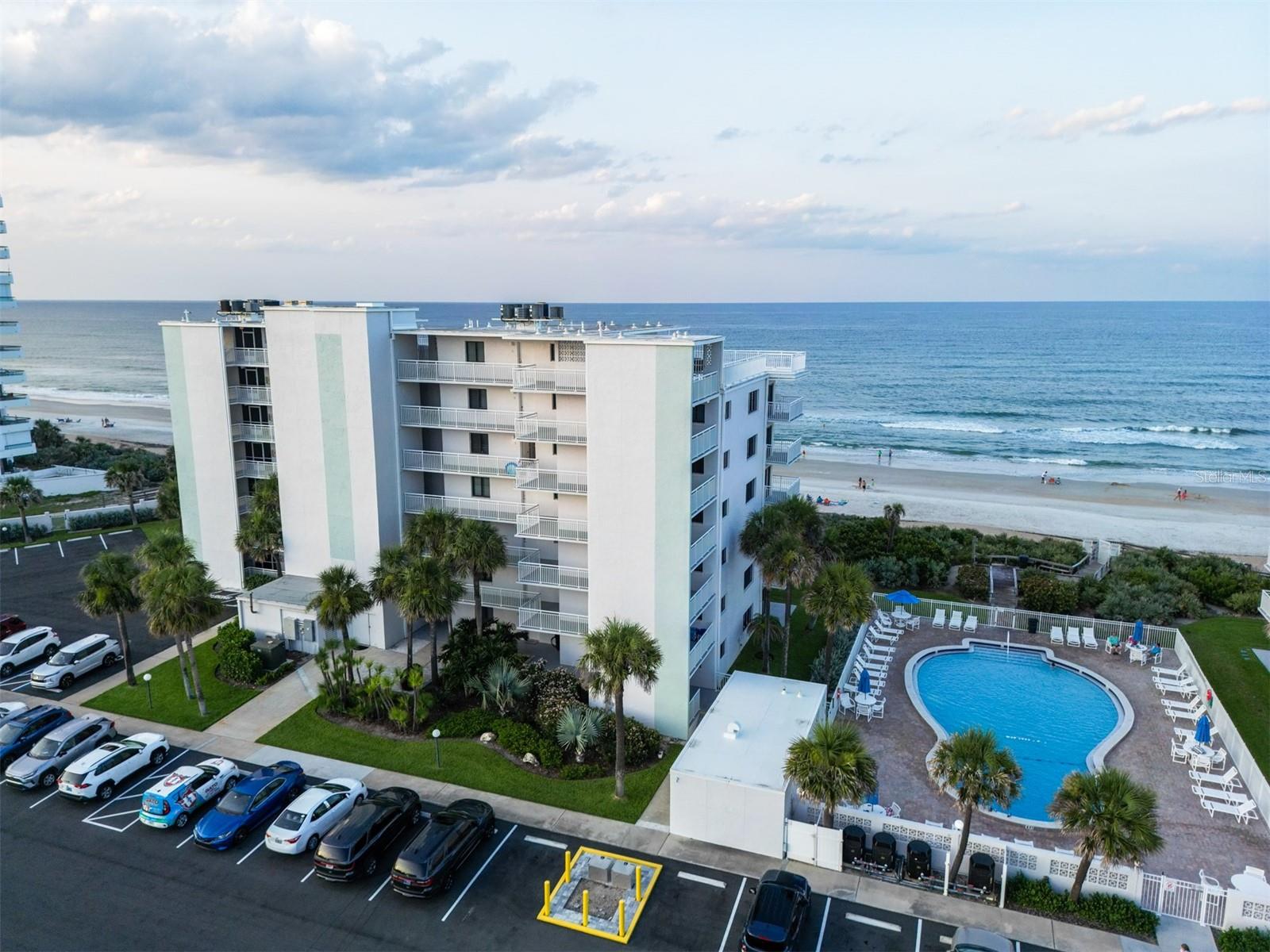 Image 31 of 43 For 5301 Atlantic Avenue 140