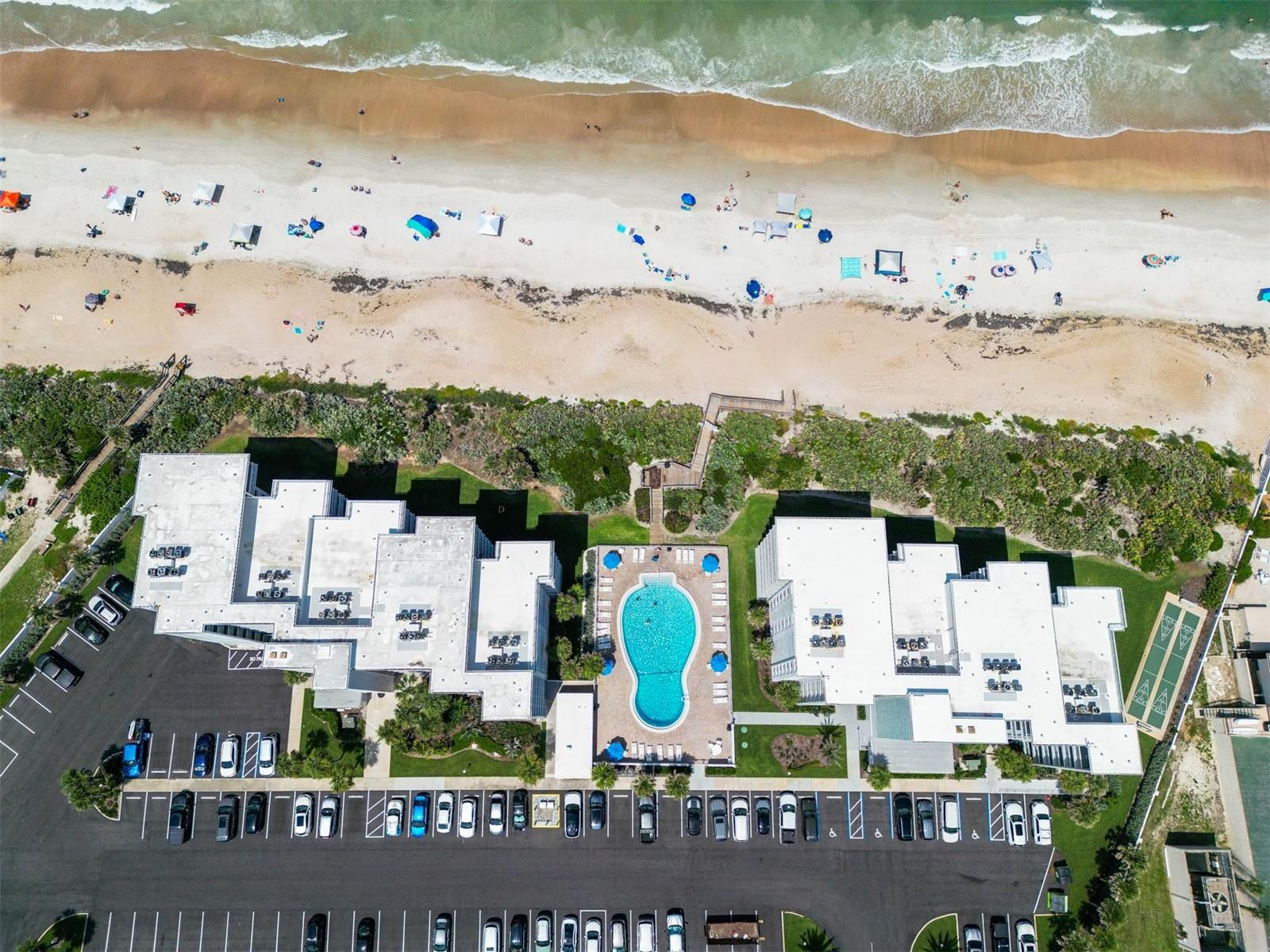Image 33 of 43 For 5301 Atlantic Avenue 140
