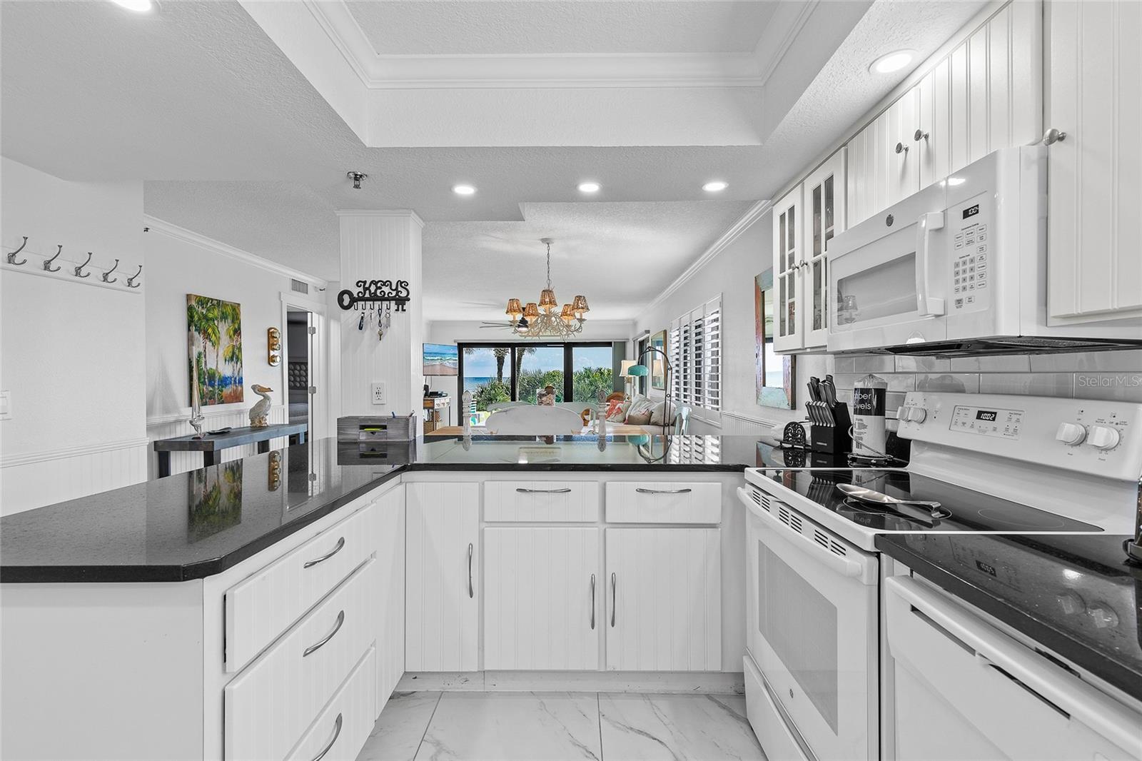 Image 5 of 43 For 5301 Atlantic Avenue 140