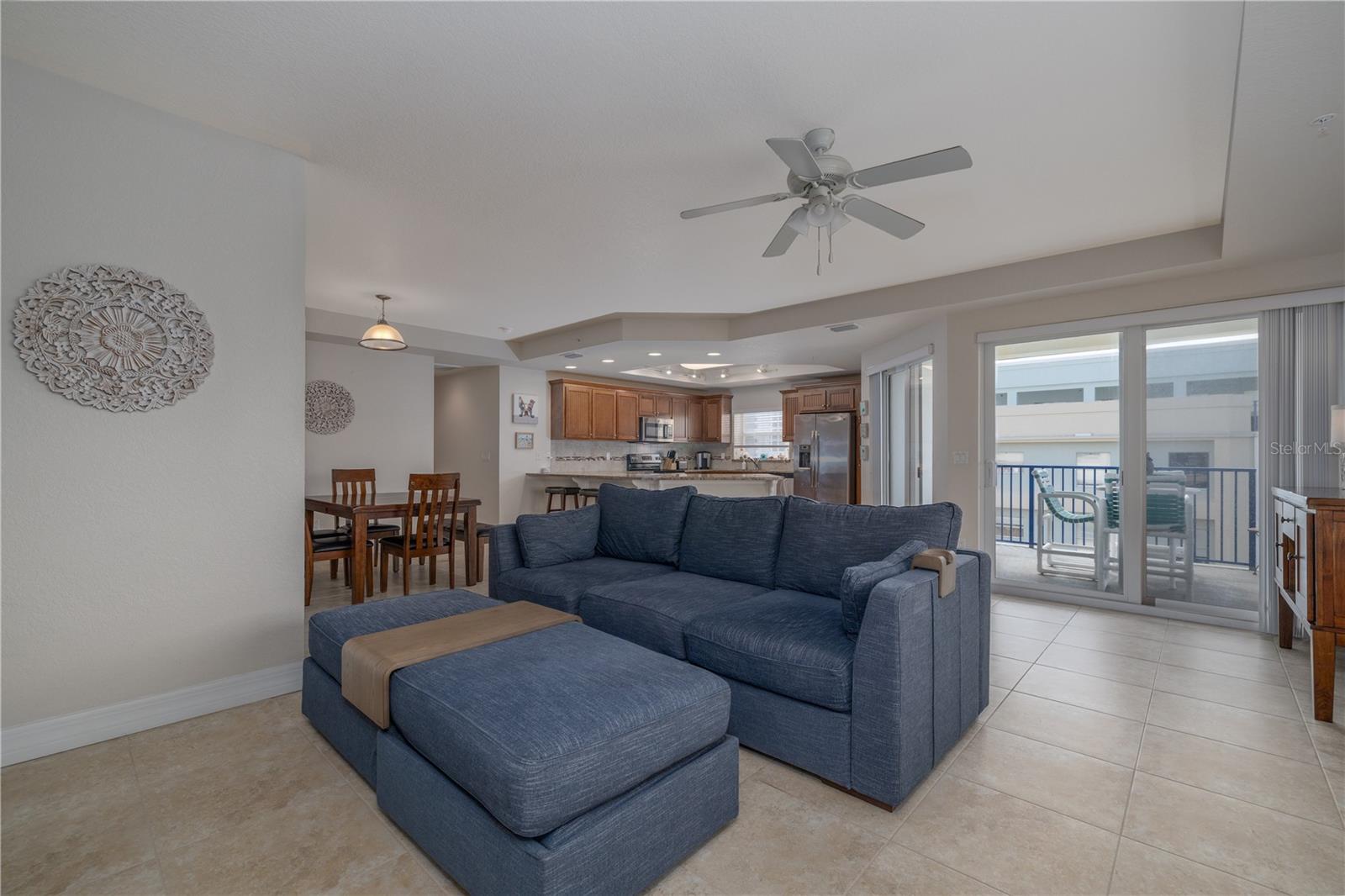 Image 9 of 36 For 5300 Atlantic Avenue 20-507