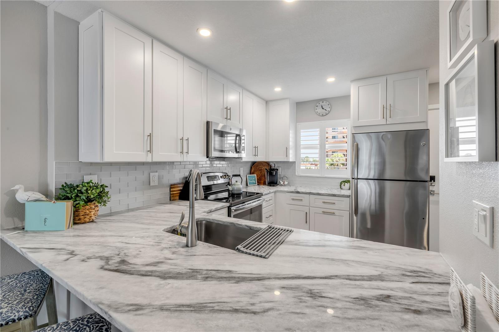Image 10 of 60 For 4151 Atlantic Avenue 3090