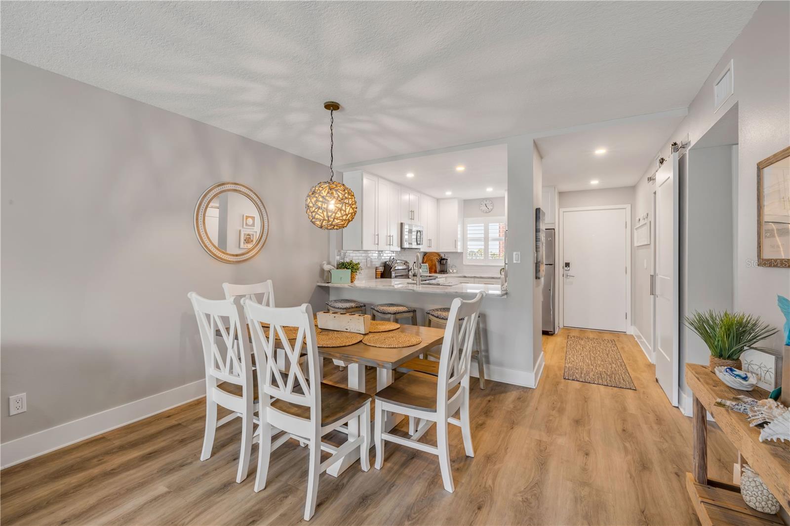 Image 13 of 60 For 4151 Atlantic Avenue 3090