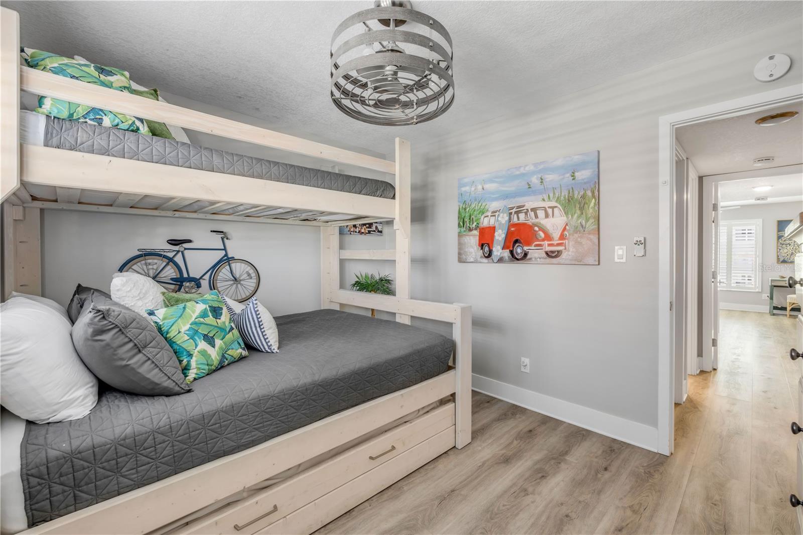 Image 20 of 60 For 4151 Atlantic Avenue 3090
