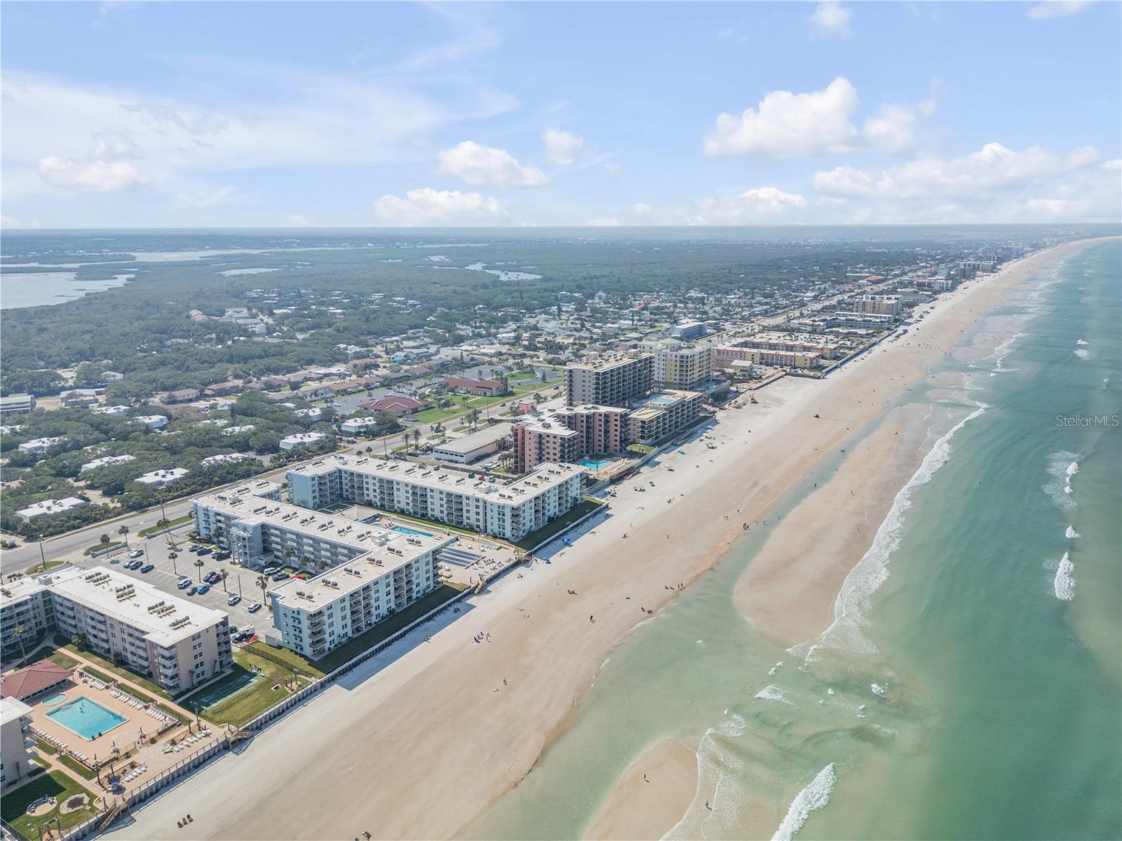 Image 33 of 60 For 4151 Atlantic Avenue 3090