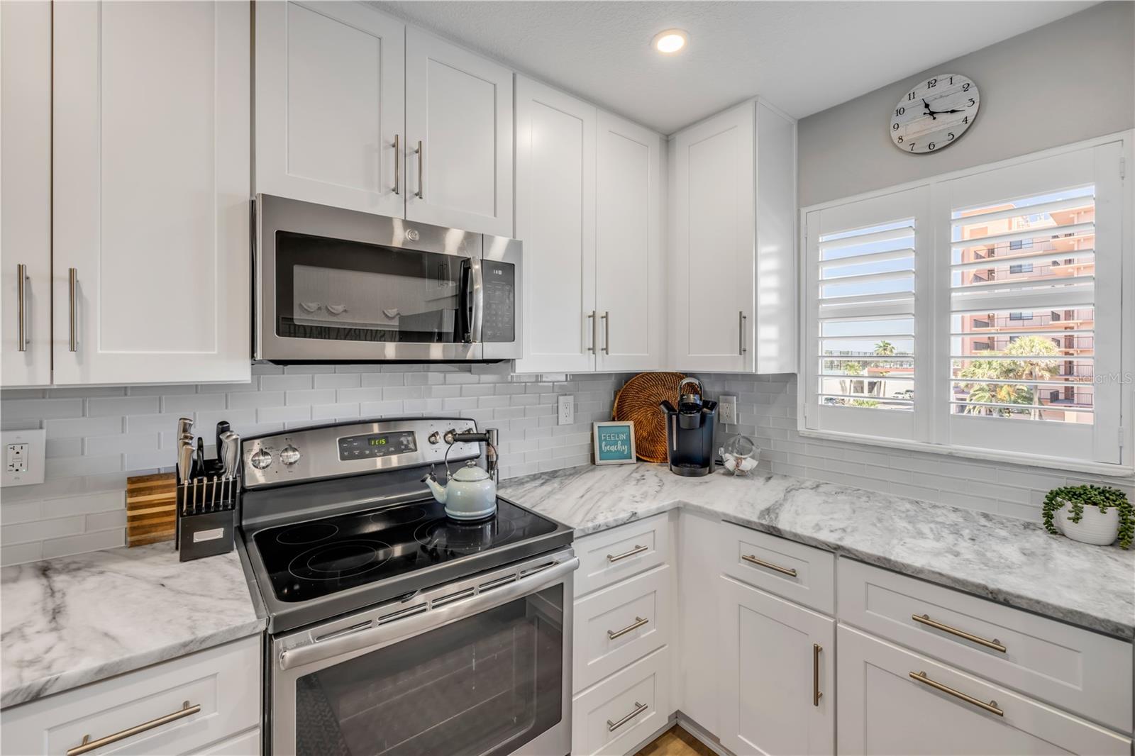 Image 4 of 60 For 4151 Atlantic Avenue 3090