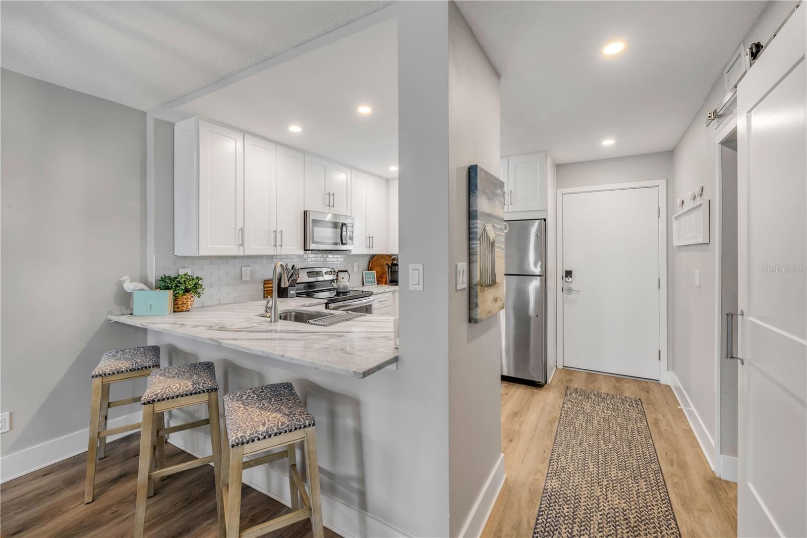 Image 9 of 60 For 4151 Atlantic Avenue 3090