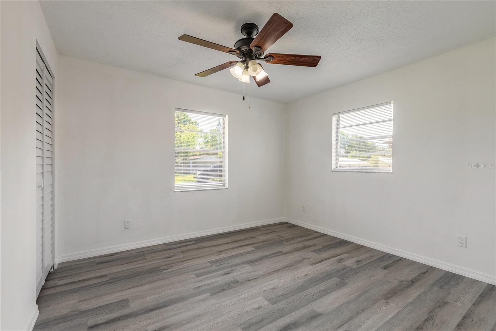 Image 18 of 38 For 3044 Pine Tree Drive