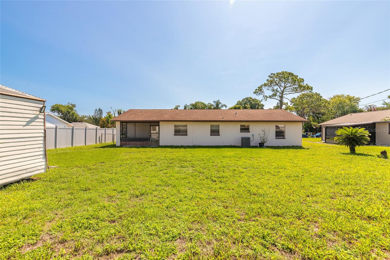 Image 27 of 38 For 3044 Pine Tree Drive
