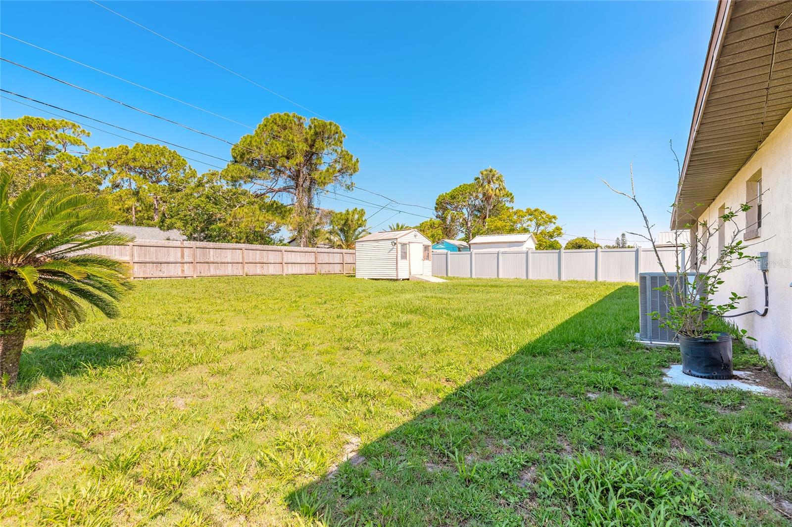 Image 29 of 38 For 3044 Pine Tree Drive