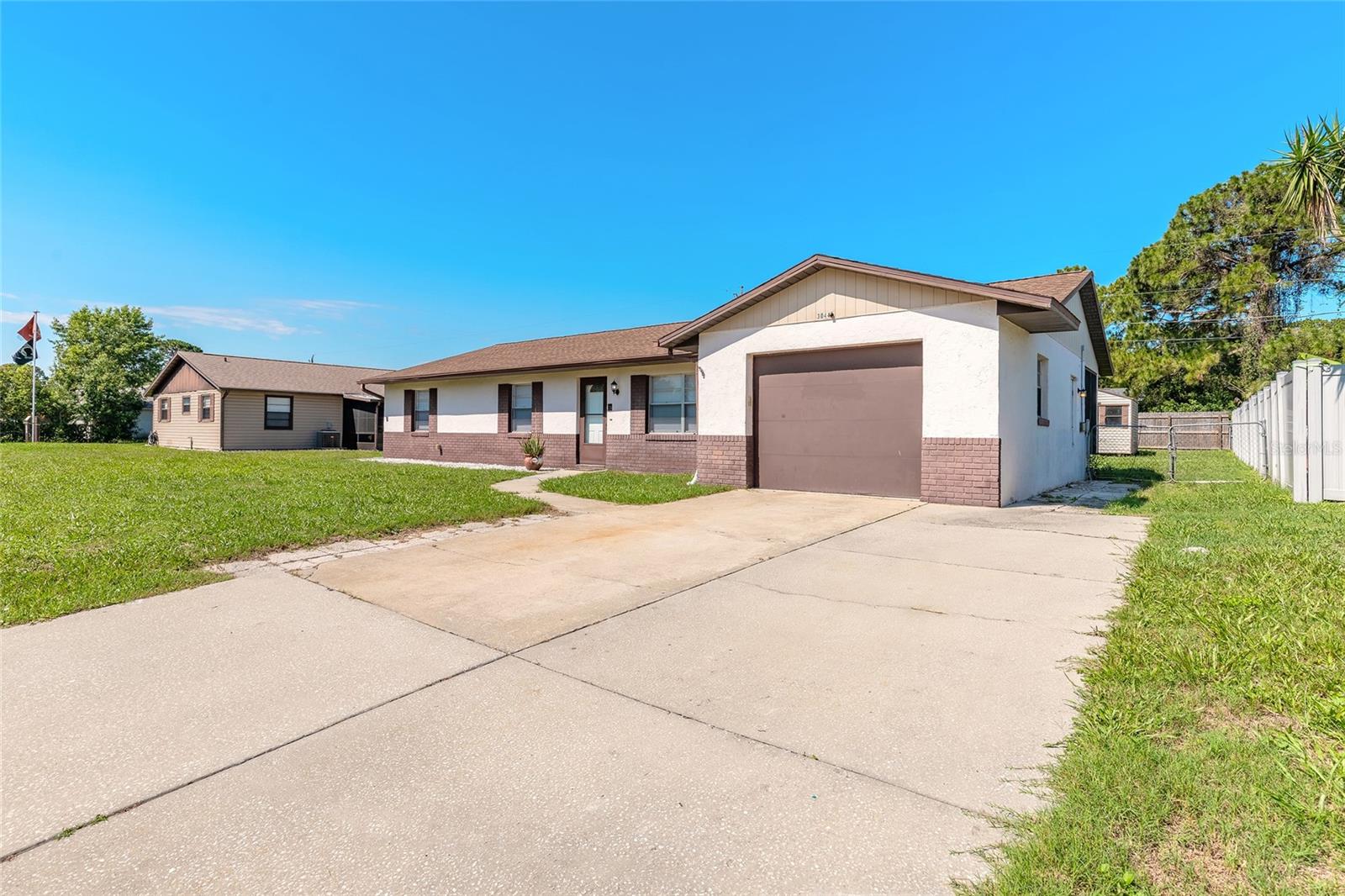 Image 3 of 38 For 3044 Pine Tree Drive