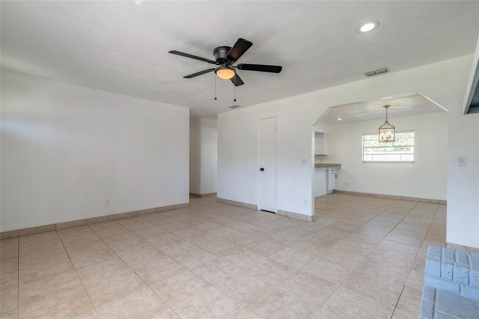 Image 5 of 38 For 3044 Pine Tree Drive