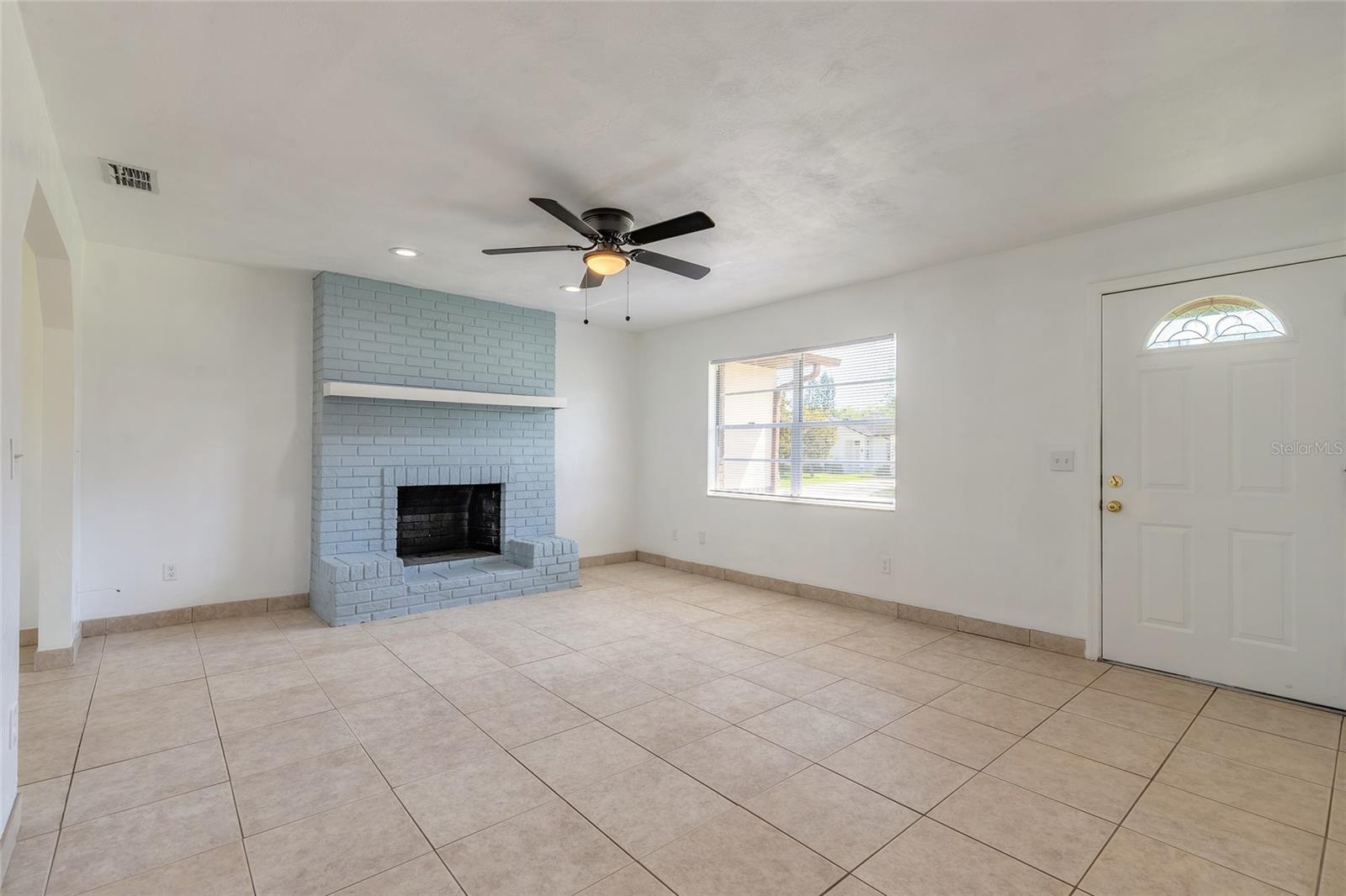 Image 6 of 38 For 3044 Pine Tree Drive
