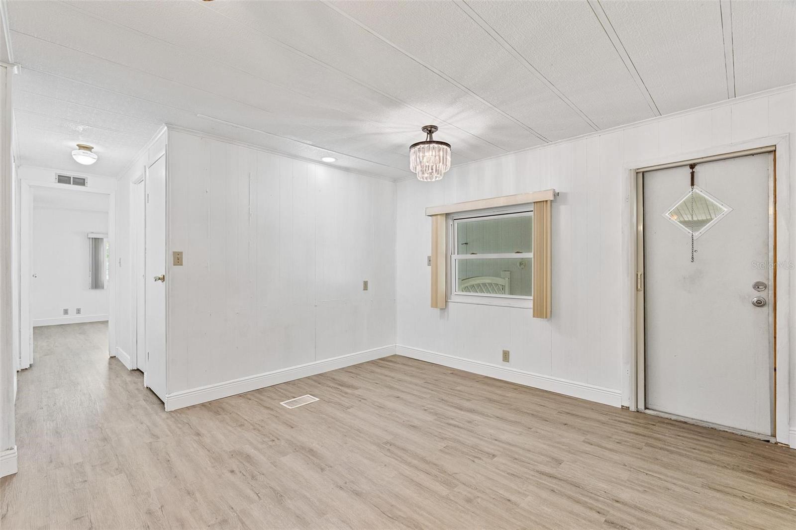 Image 10 of 29 For 703 Larado Drive