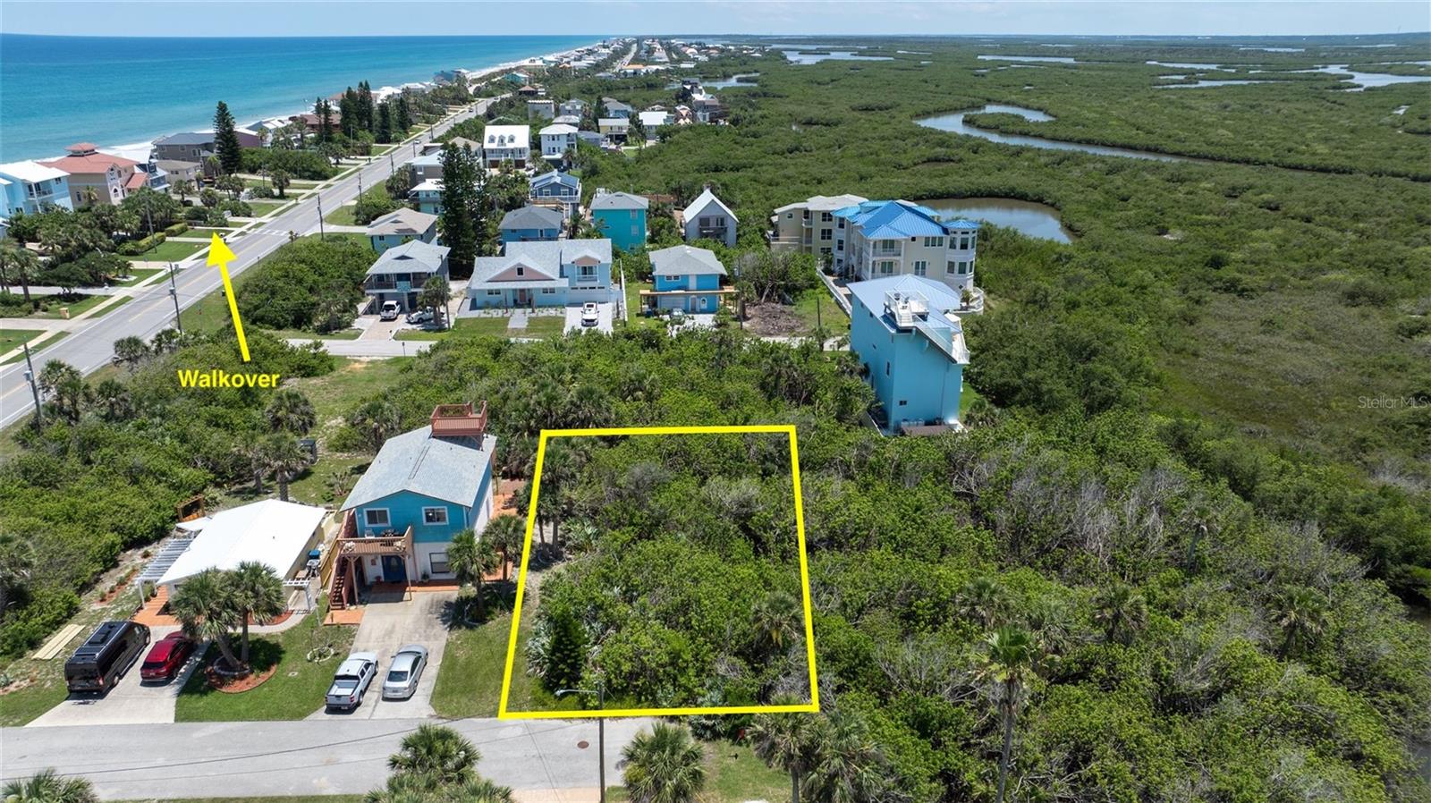 Image 2 of 10 For 798 Angelfish Avenue