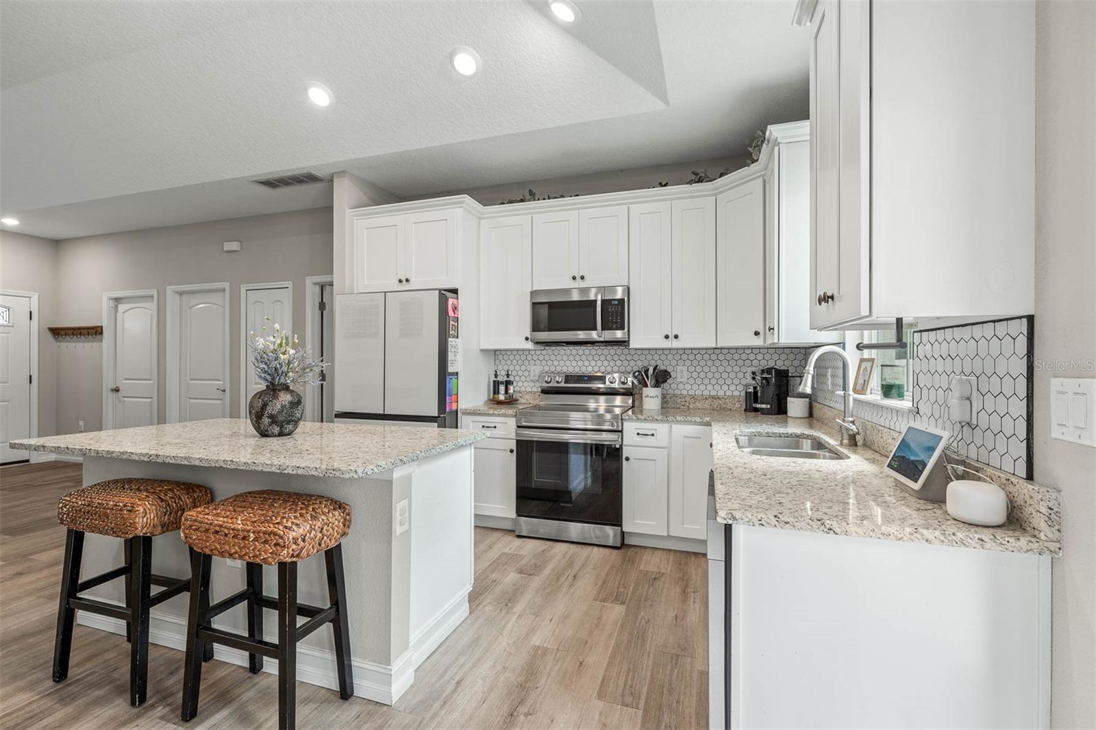 Image 16 of 42 For 1290 9th Street