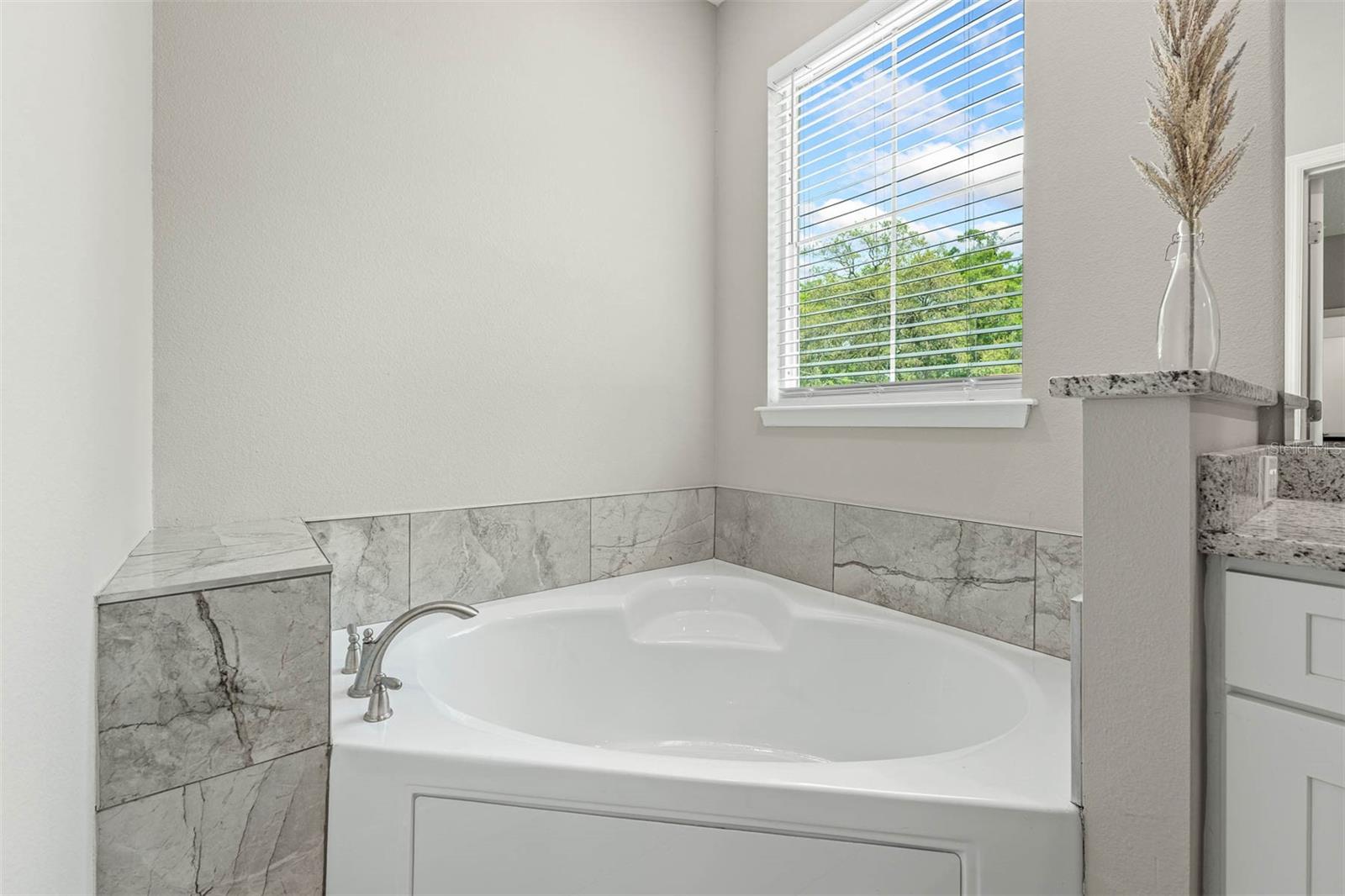 Image 25 of 42 For 1290 9th Street