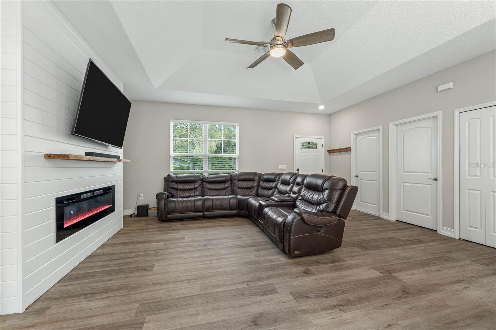Image 7 of 42 For 1290 9th Street
