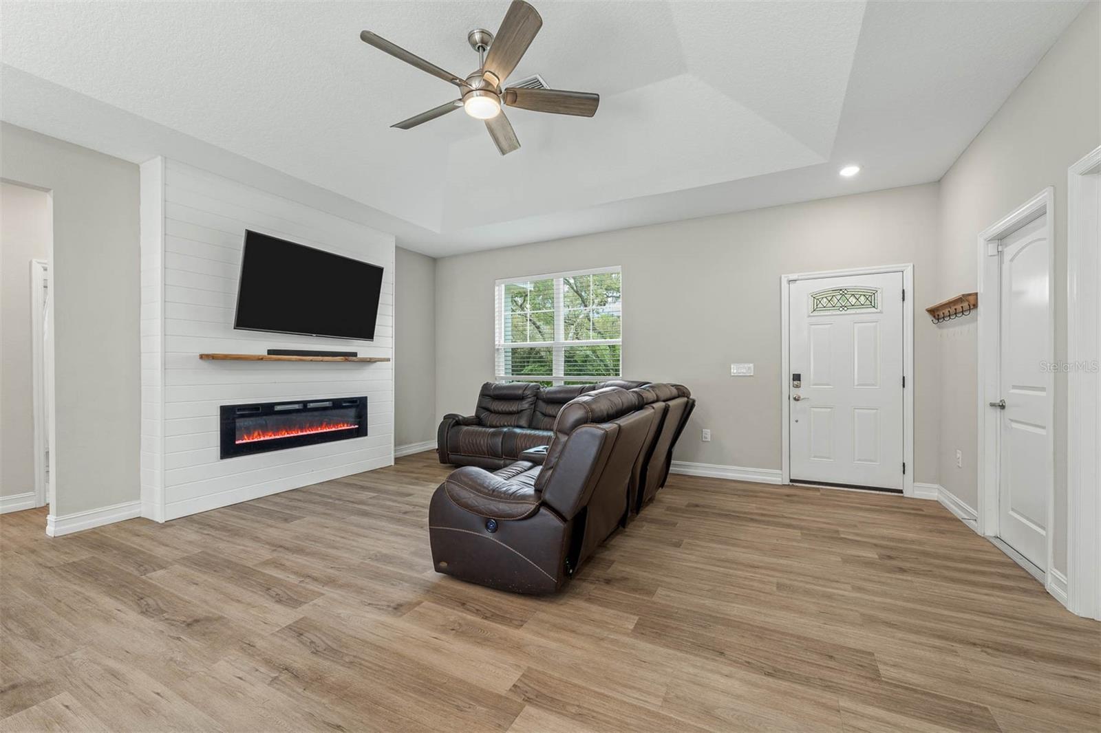 Image 8 of 42 For 1290 9th Street