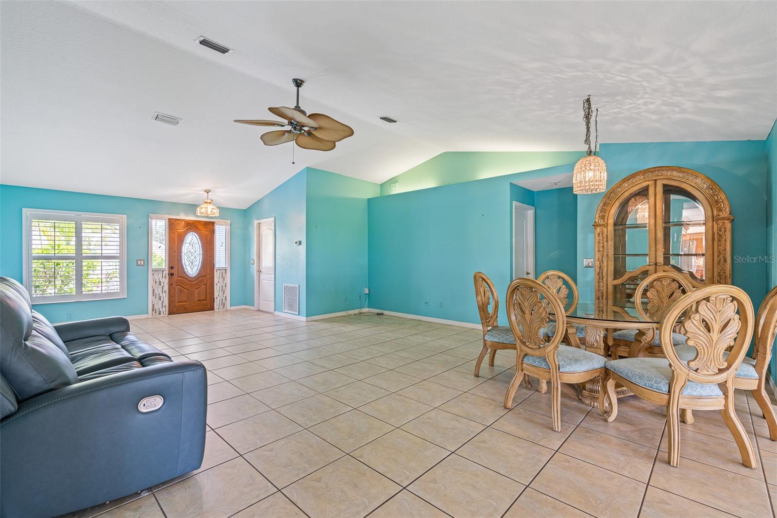 Image 10 of 33 For 223 Golf Club Drive
