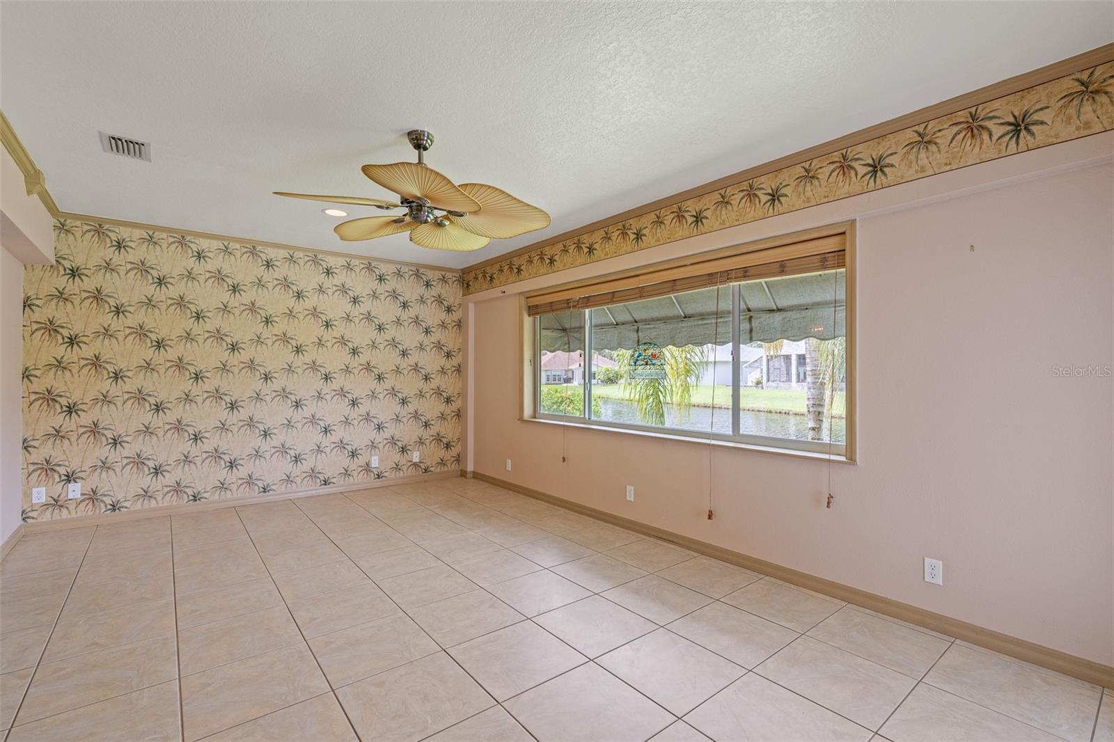 Image 12 of 33 For 223 Golf Club Drive