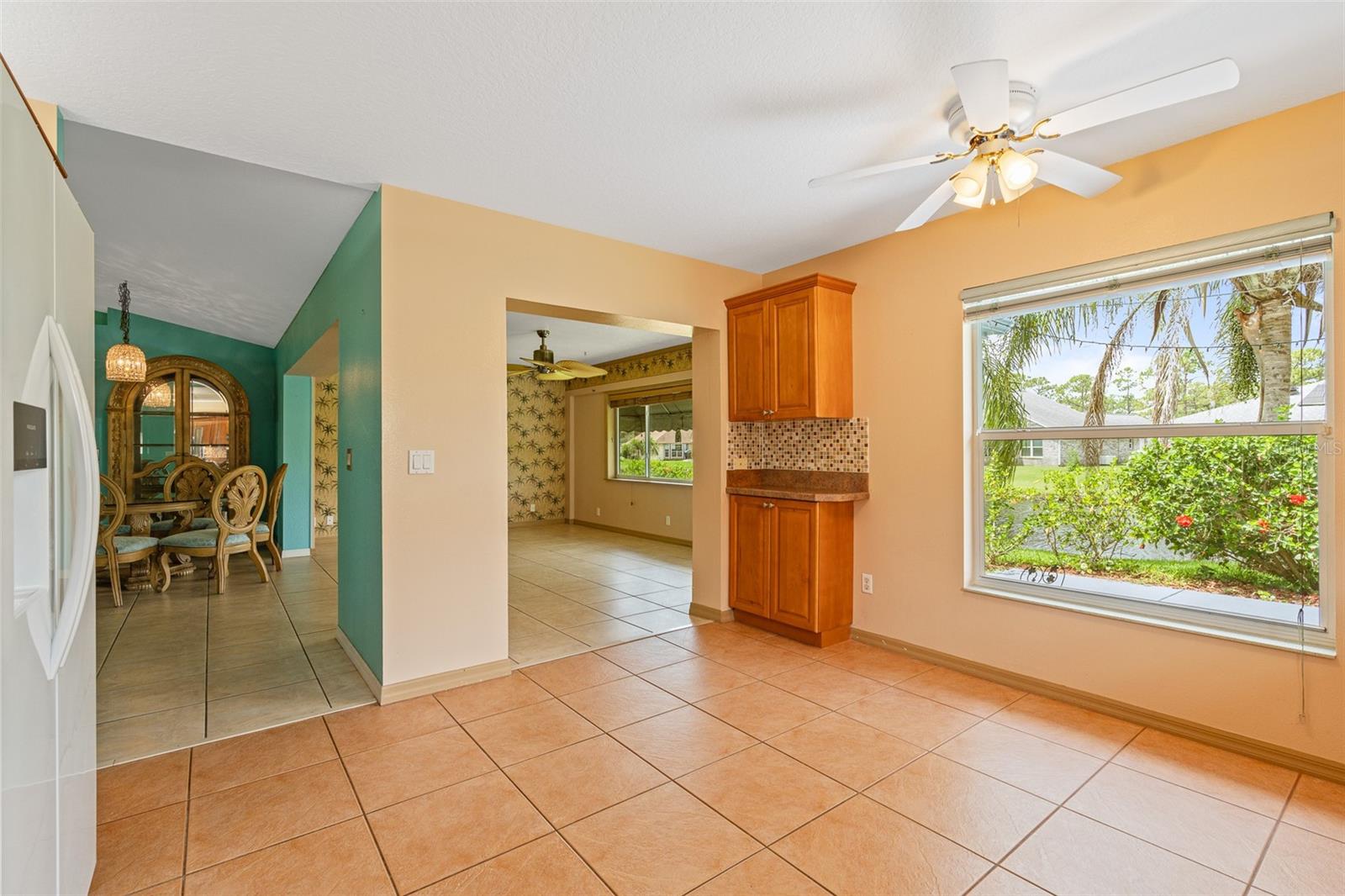 Image 17 of 33 For 223 Golf Club Drive