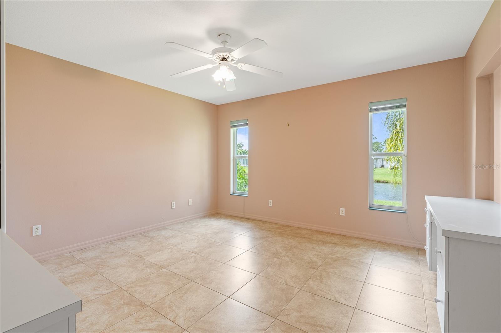 Image 22 of 33 For 223 Golf Club Drive
