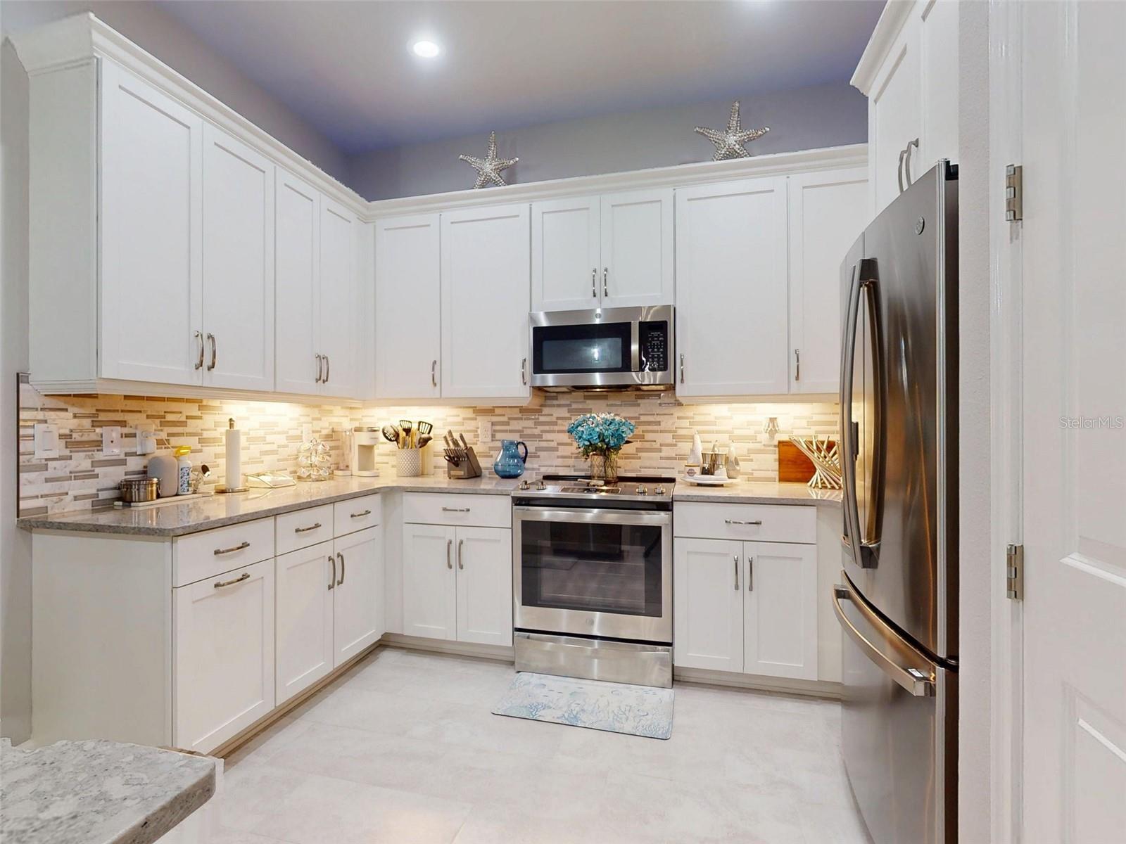 Image 13 of 100 For 6307 Hanfield Drive