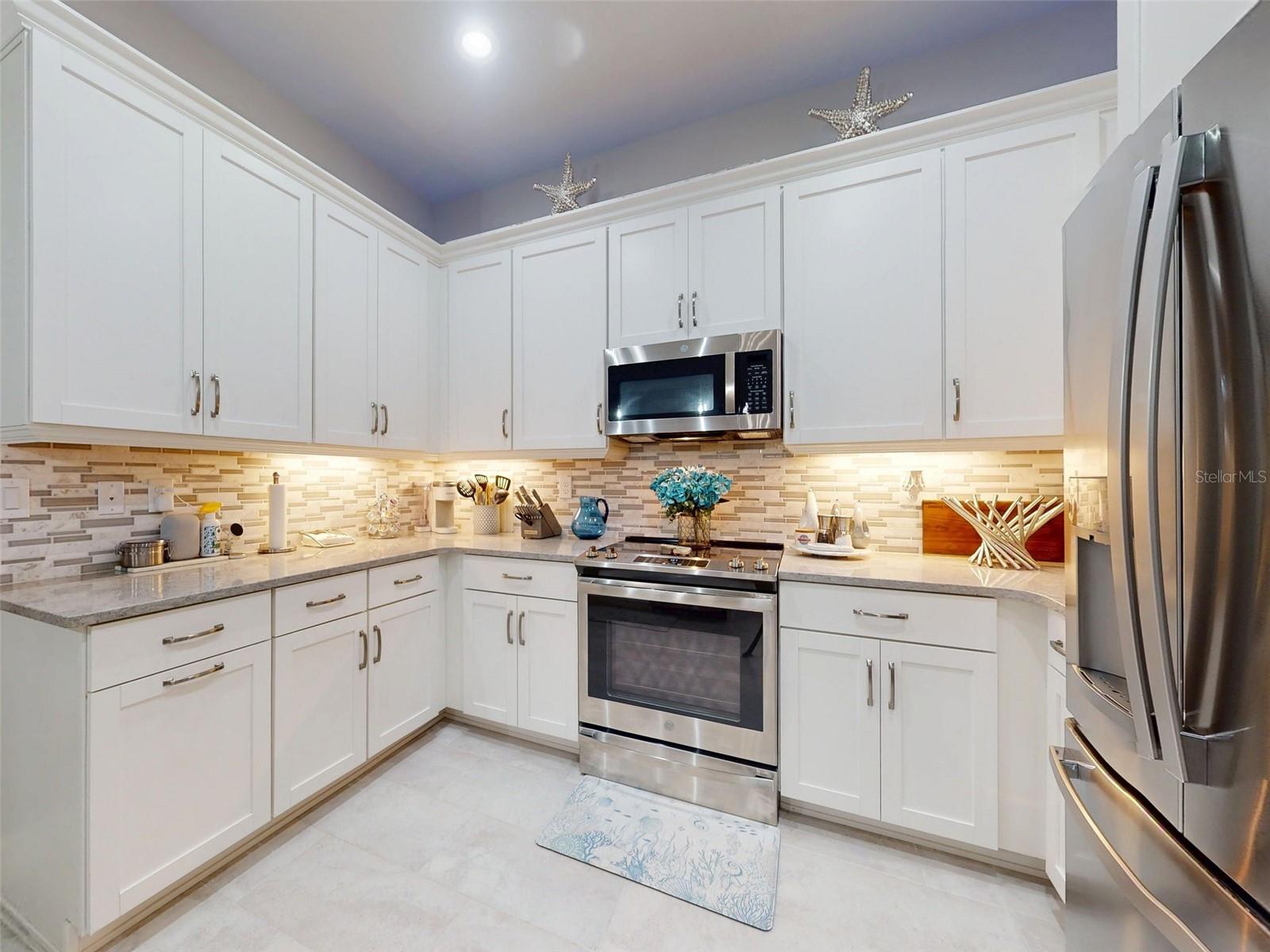 Image 14 of 100 For 6307 Hanfield Drive