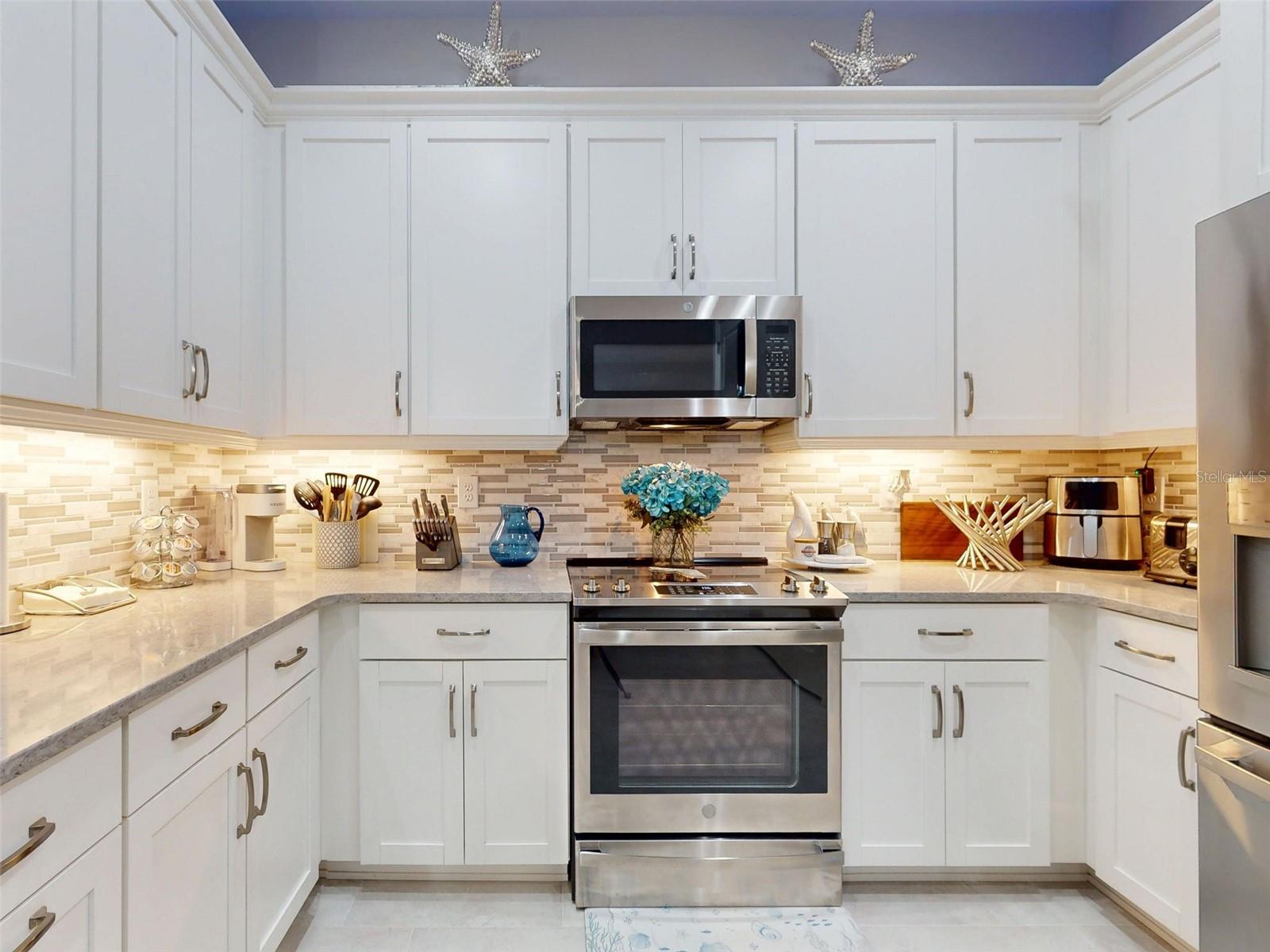 Image 15 of 100 For 6307 Hanfield Drive